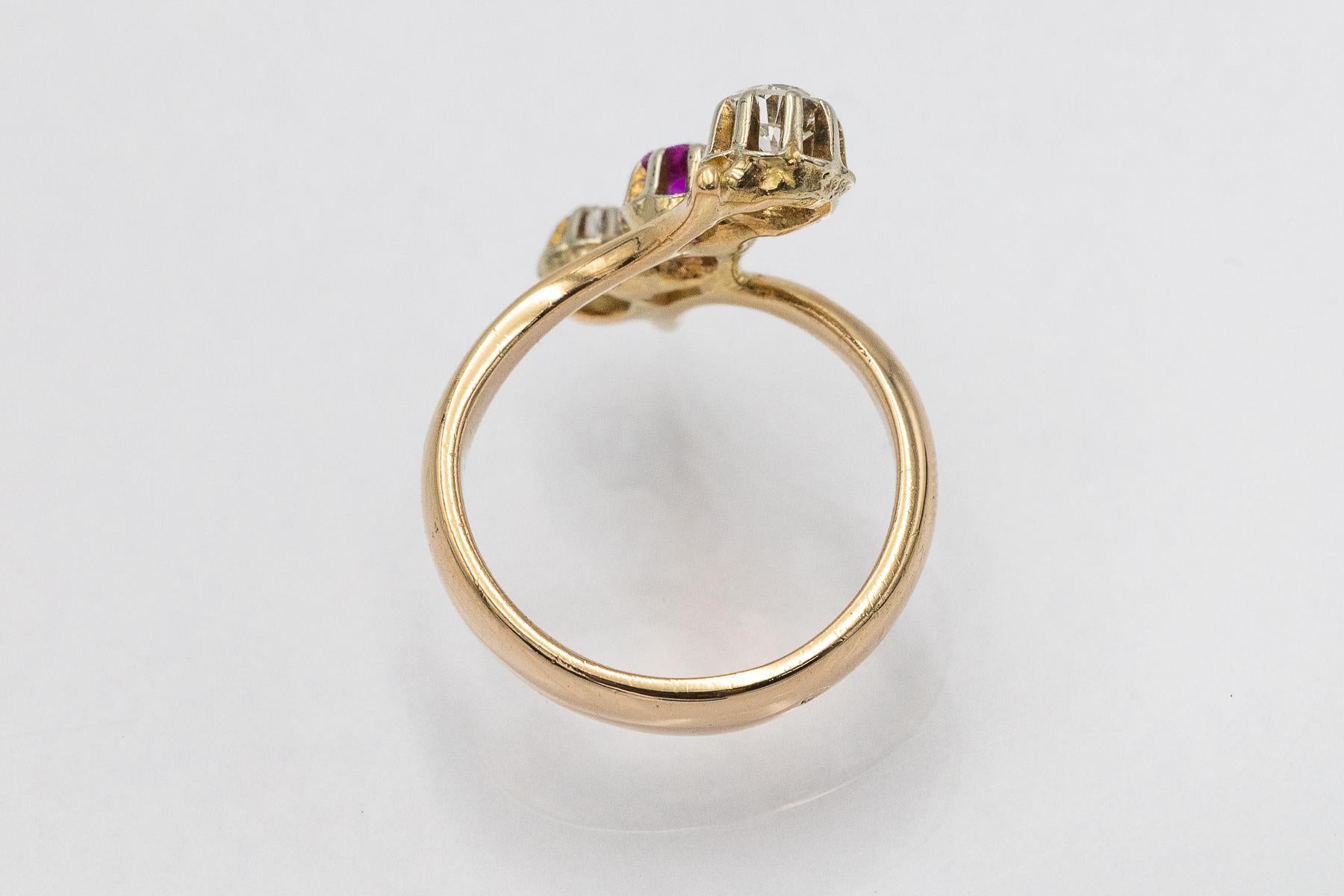 Women's or Men's Old French Trilogy ring with ruby and diamonds 0.34ct For Sale