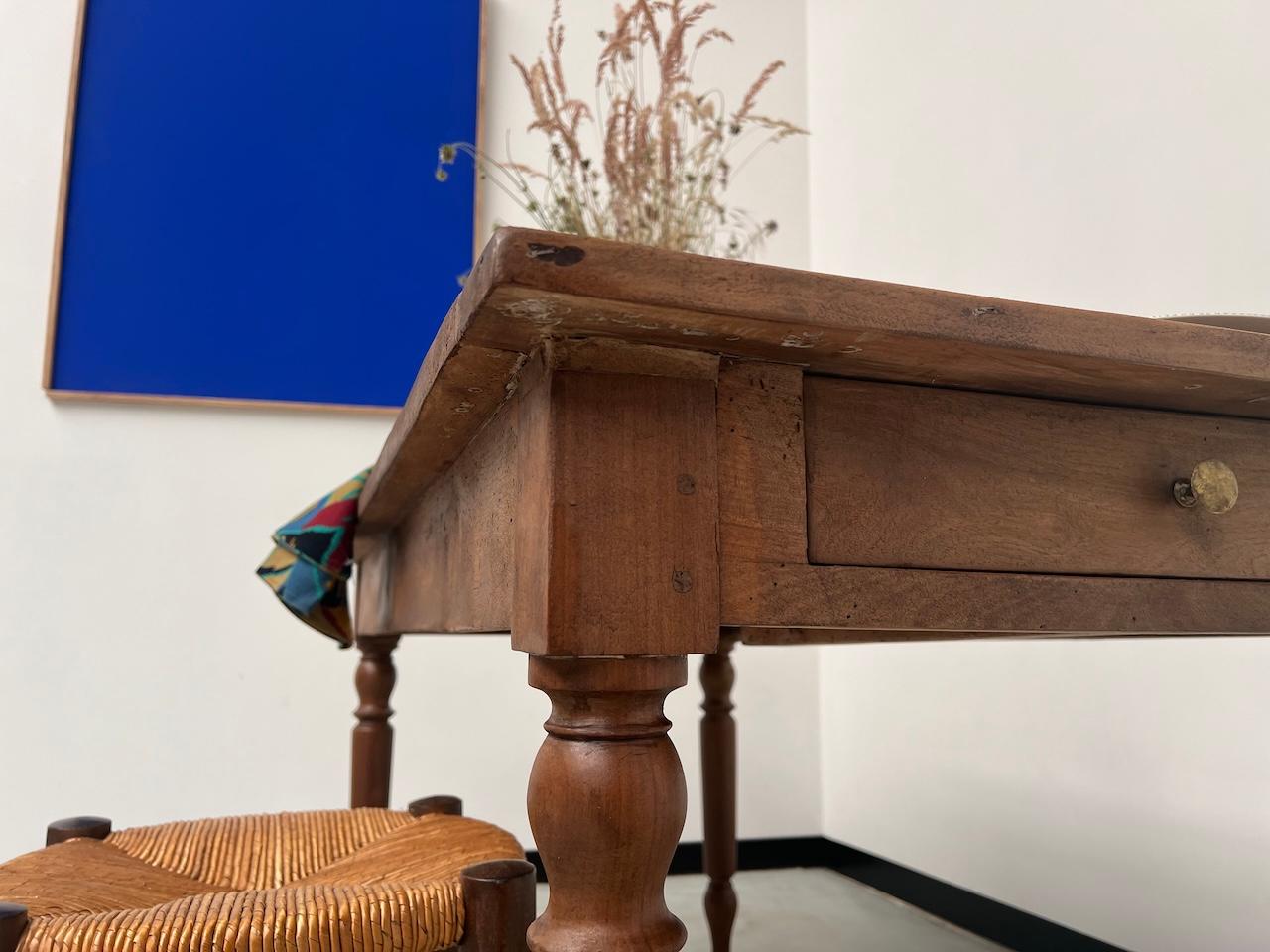 Old french walnut bistro table For Sale 10