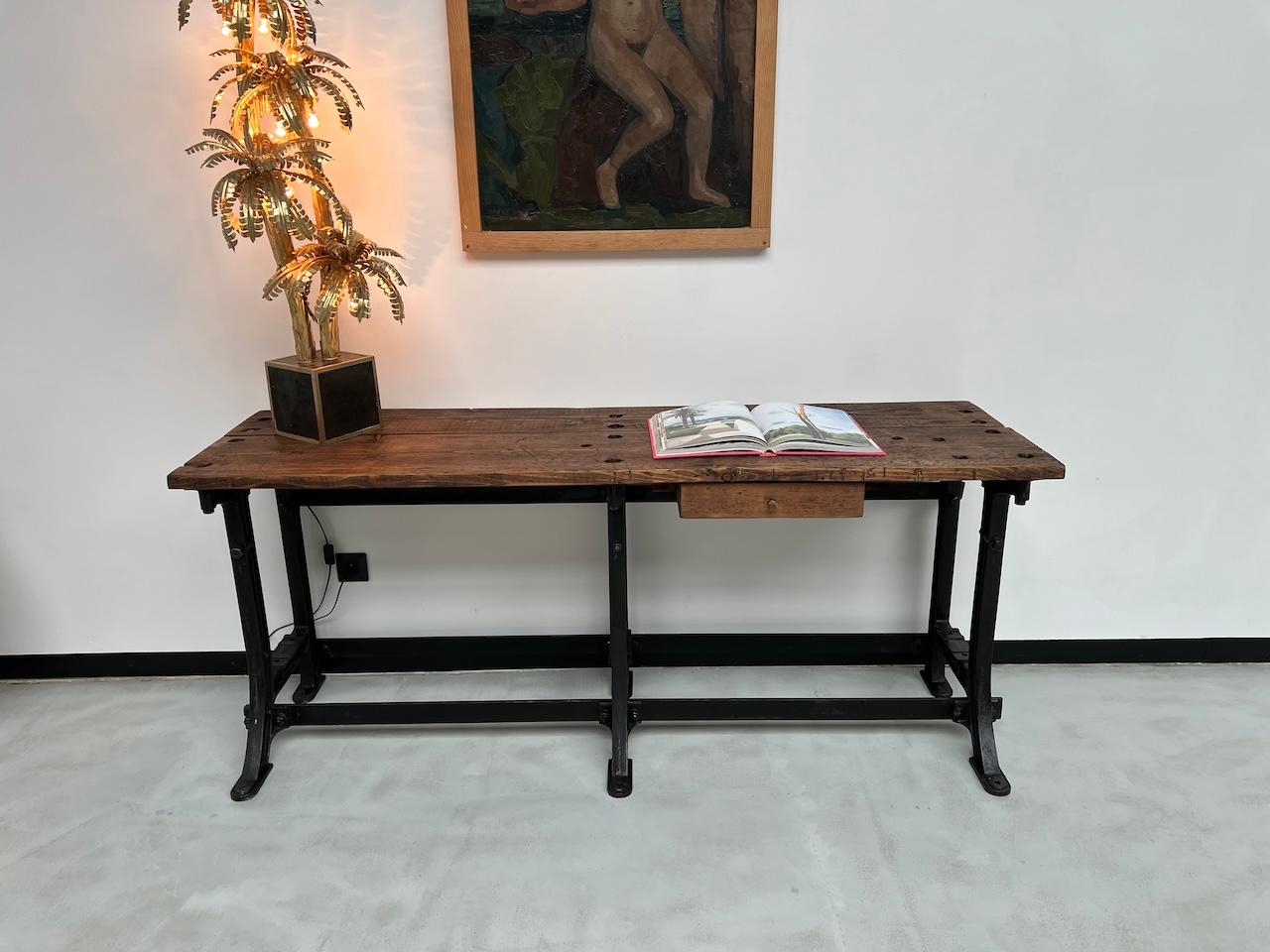 Old french workbench with cast iron base, 1950s For Sale 1