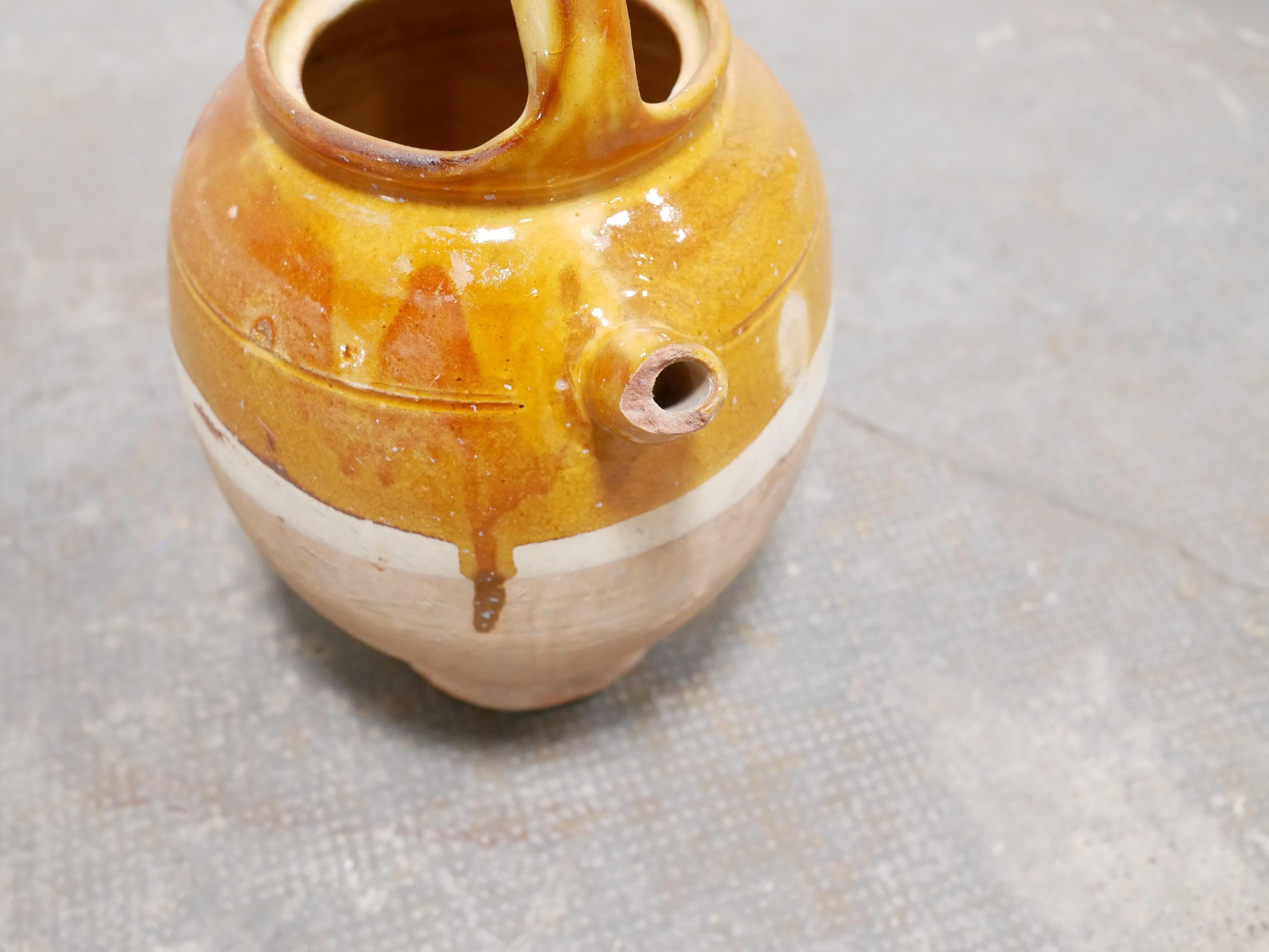 Old gargoulette pot in glazed terracotta 7