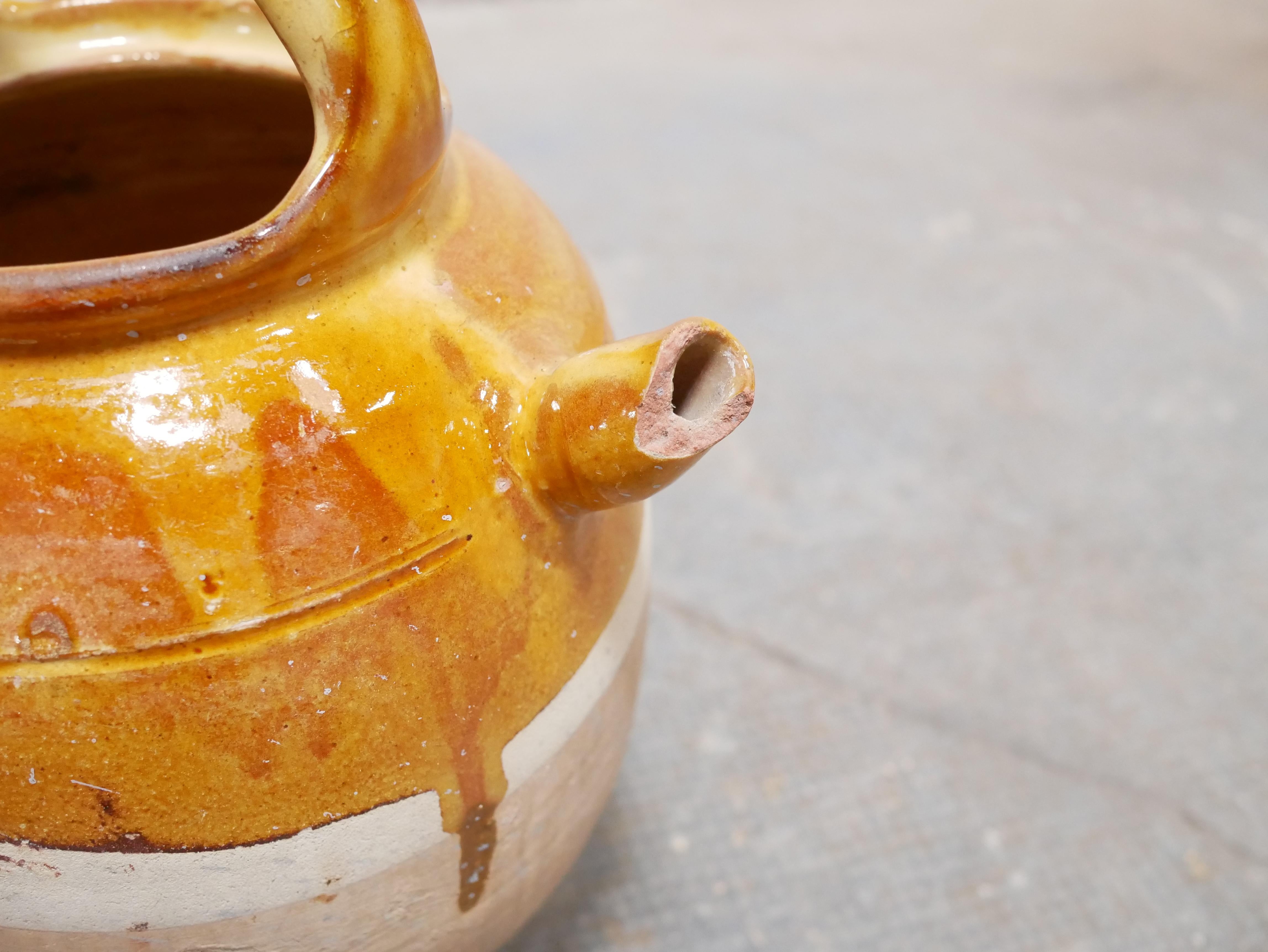 Old gargoulette pot in glazed terracotta 3