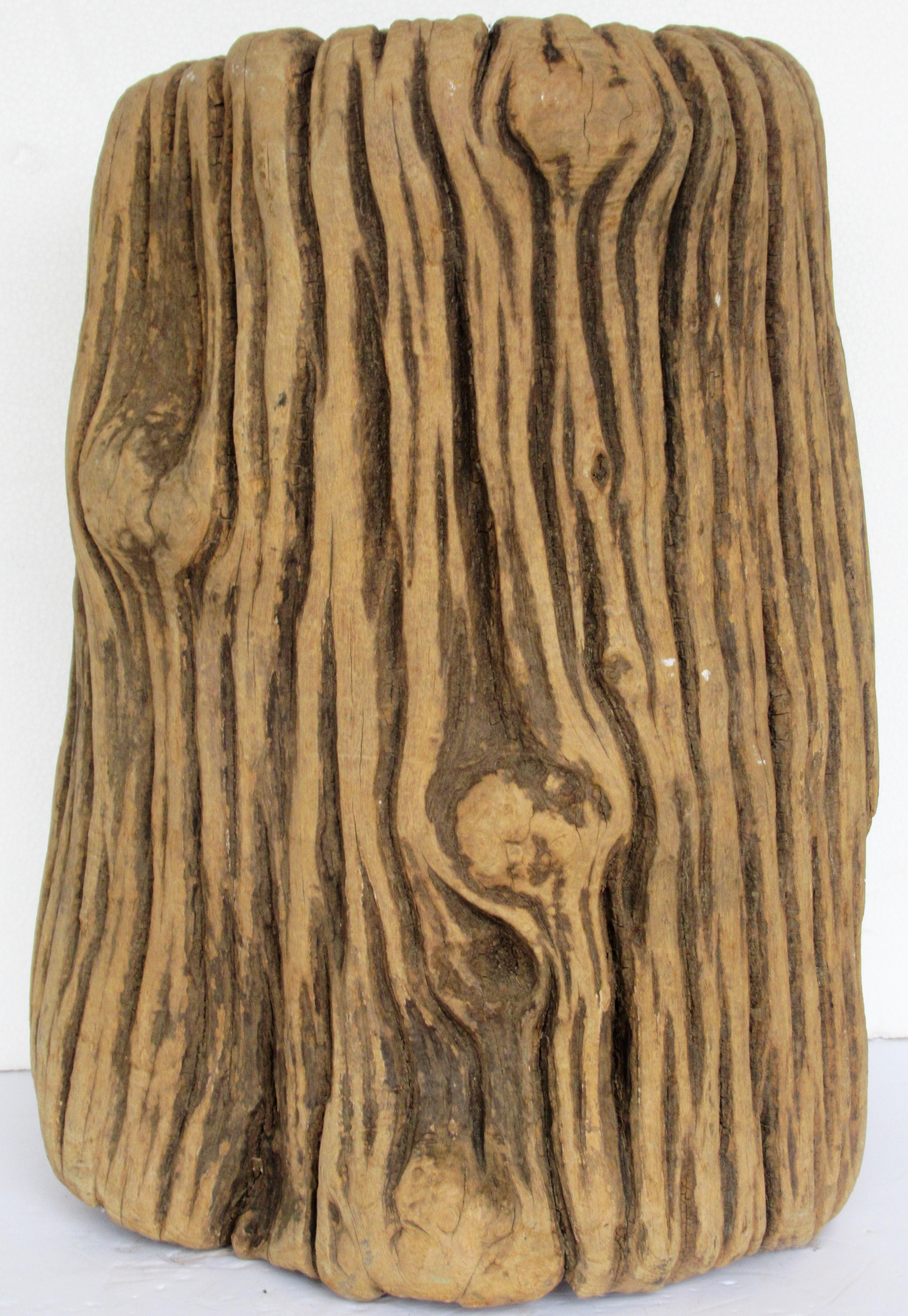 Inconnu   Sculpture - Objet ancien tronc d'arbre sculpté en vente