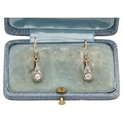 Old gold and platinum earrings with diamonds, first half of the 20th century.