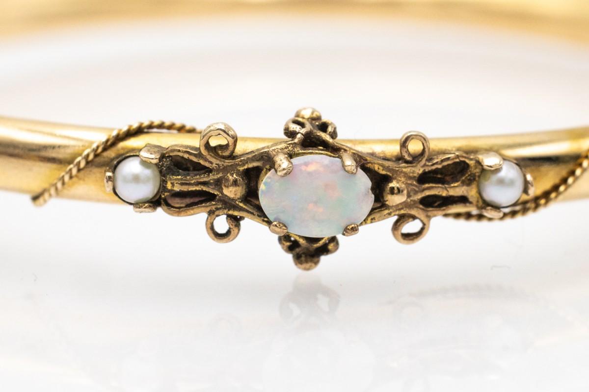 Antico bracciale in oro con opali e perle, circa 1900. In condizioni buone in vendita a Chorzów, PL