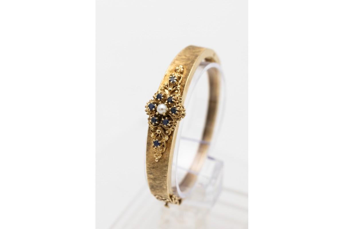 Round Cut Old gold bracelet with sapphires and pearl, France, first half of the 20th centu