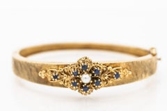 Antique Old gold bracelet with sapphires and pearl, France, first half of the 20th centu