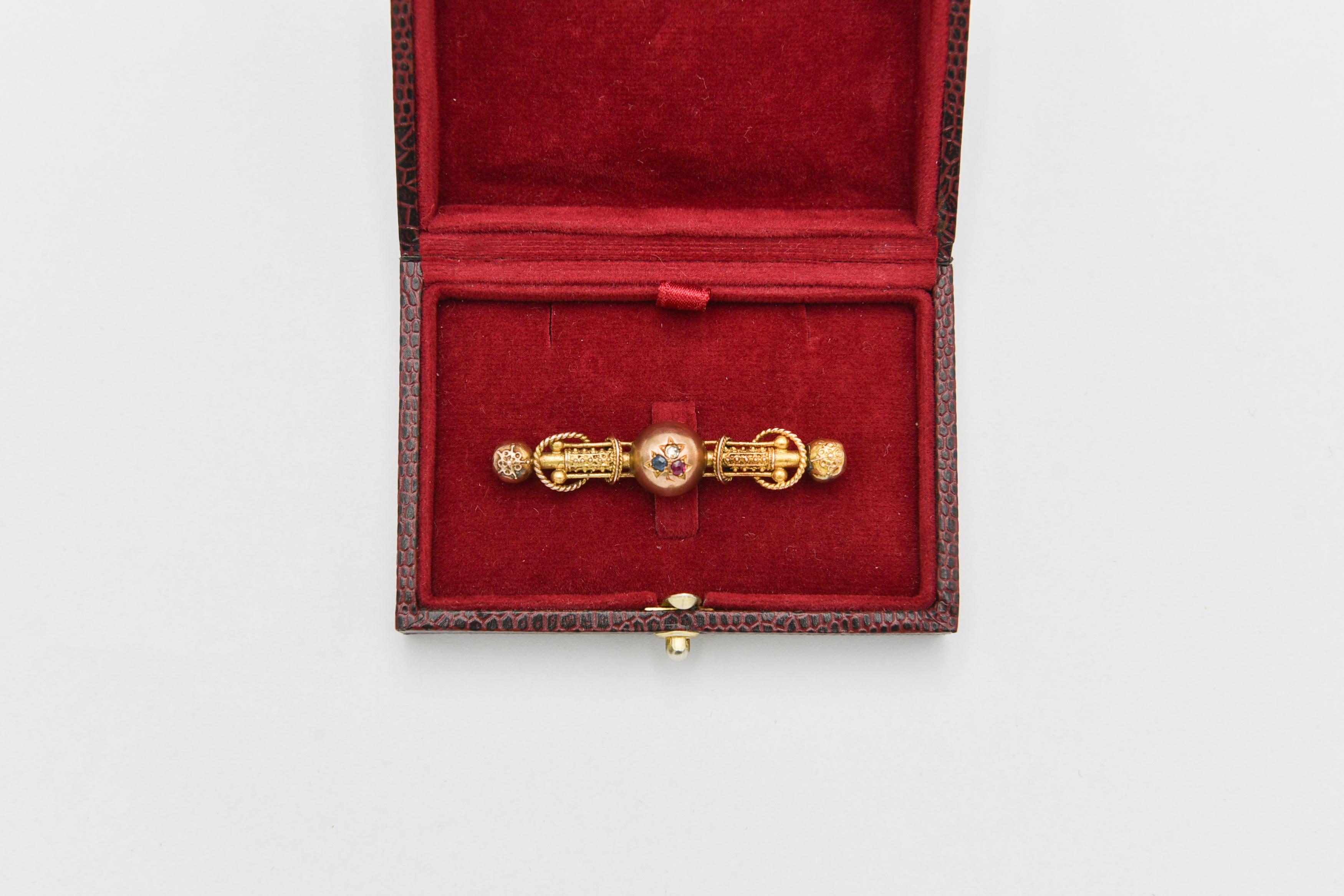 Tudor Old gold brooch with diamond, ruby and sapphire, late 19th century For Sale
