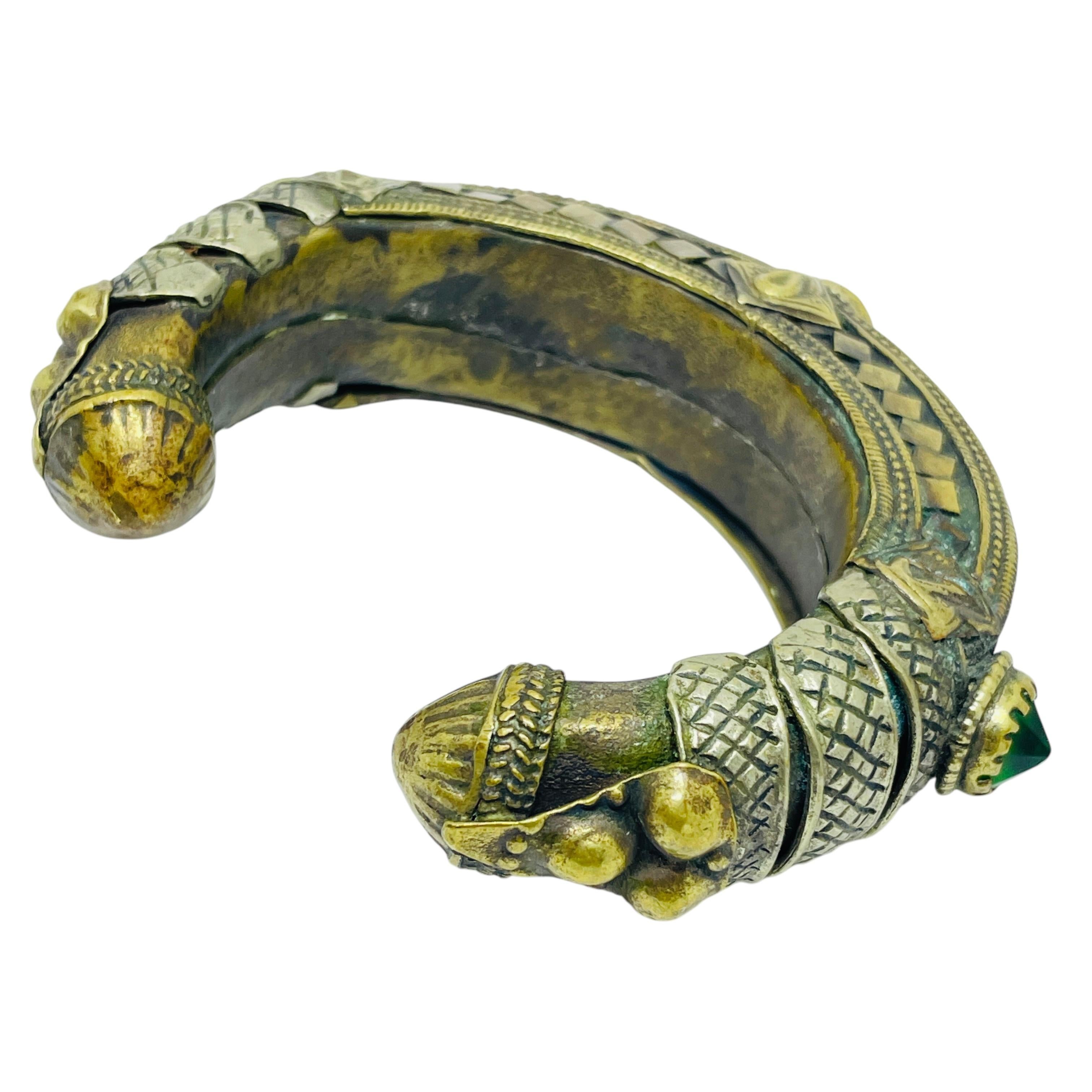 Altgoldfarbene Glassteine orientalisches Manschettenarmband im Angebot 1