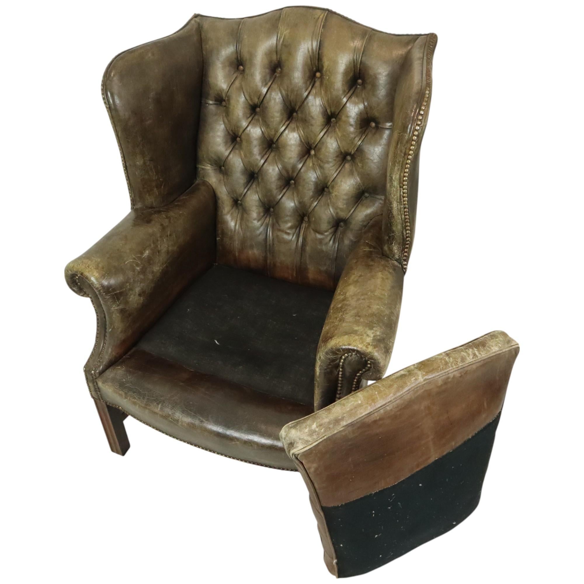 Poltrona Chesterfield verde antico Poltrona da poltrona in vendita 13