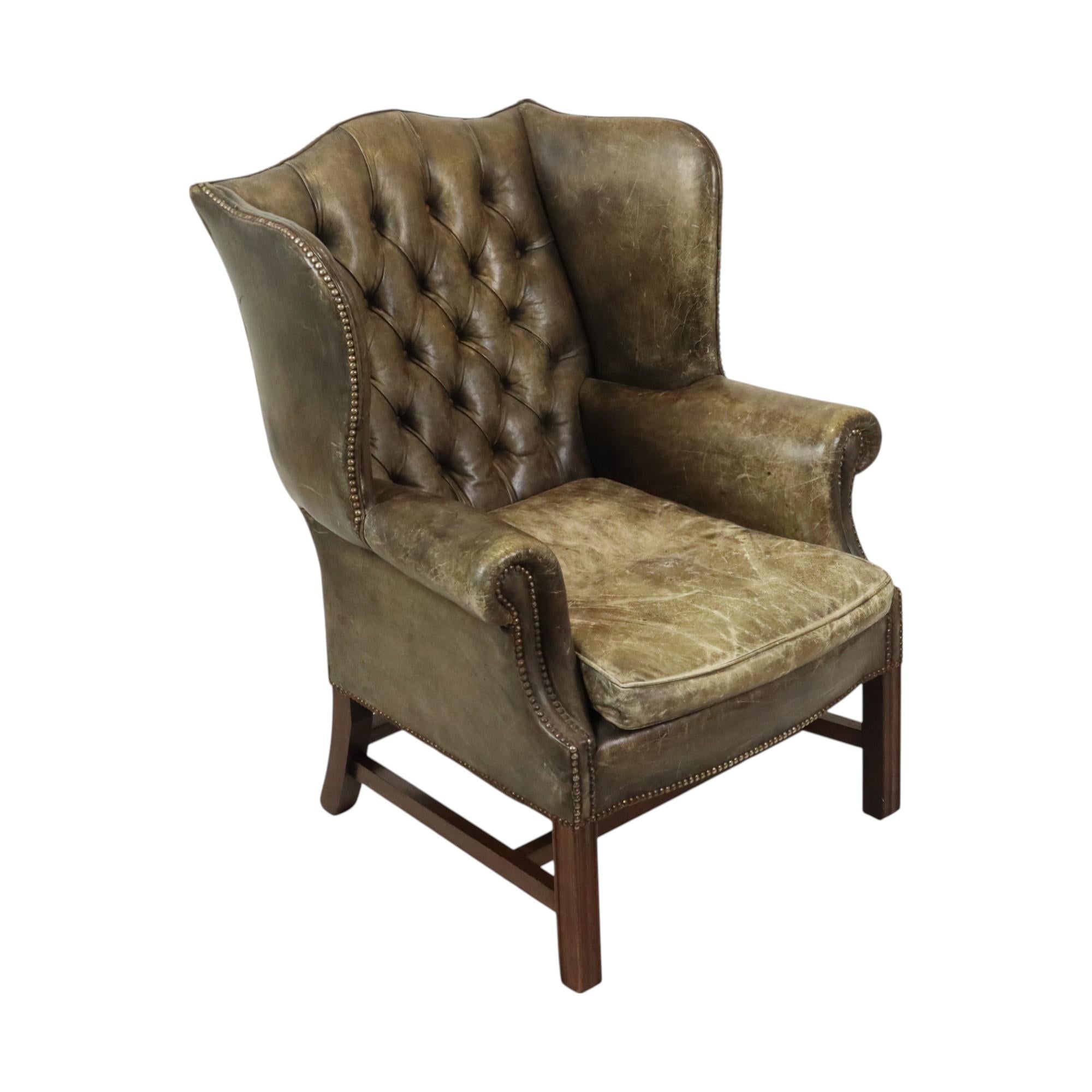 Poltrona Chesterfield verde antico Poltrona da poltrona In condizioni buone in vendita a Poperinge, BE