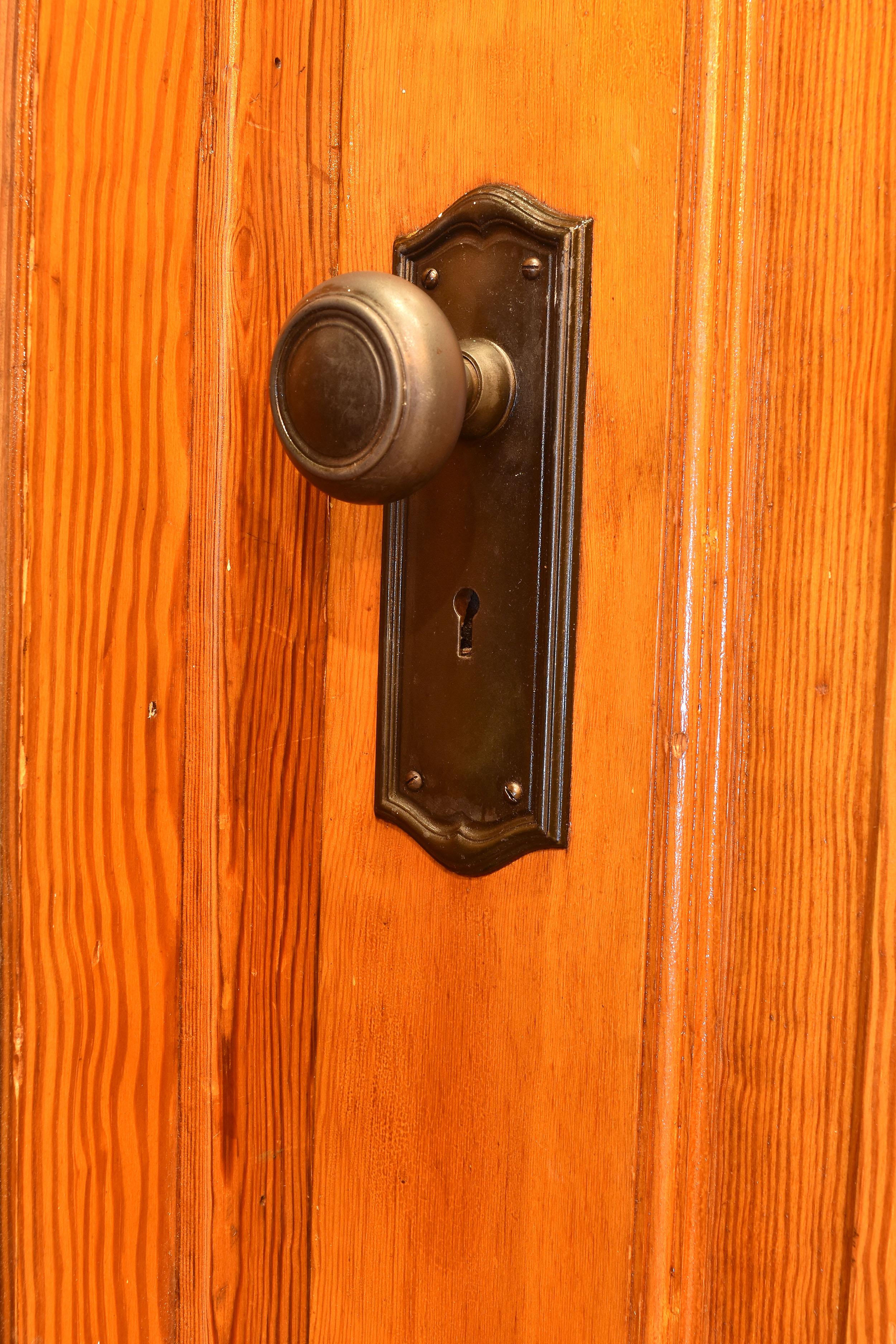 transom window hardware