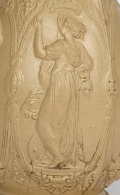 Old Hall Drabware Keramikkrug mit weiblichen Kardinal Tugenden Figuren