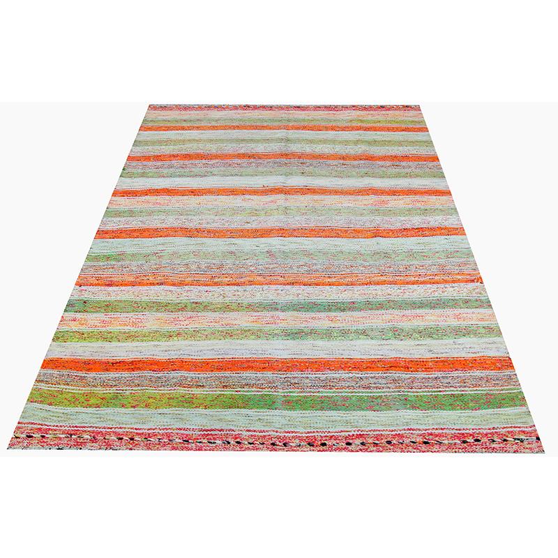 Old Handwoven Kilim Area Rug In Excellent Condition For Sale In Dallas, TX