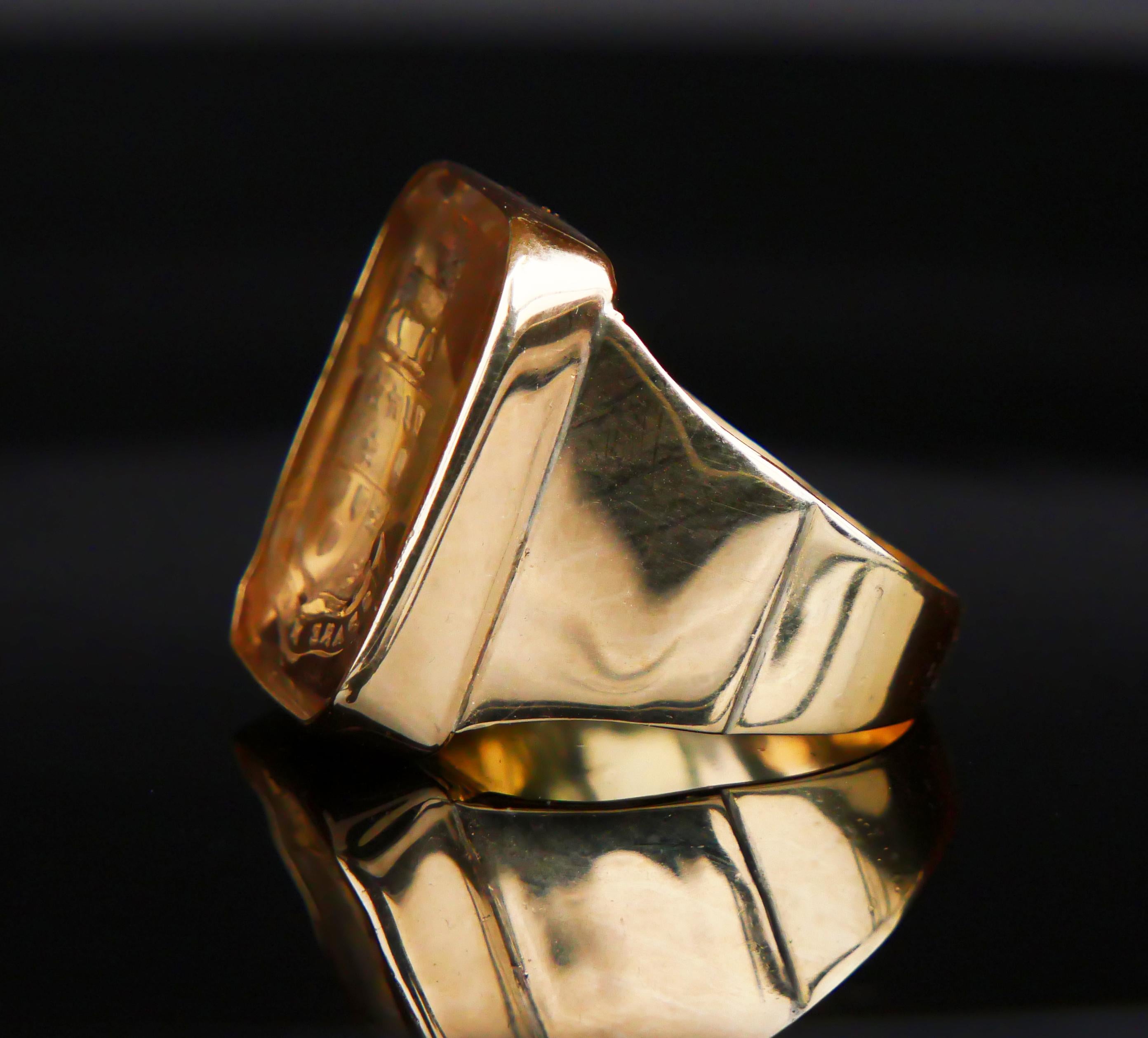 Women's or Men's Old Hay Signet Ring Rock Quartz Stone Intaglio solid 14K Gold Ø 10.5 US/17gr For Sale