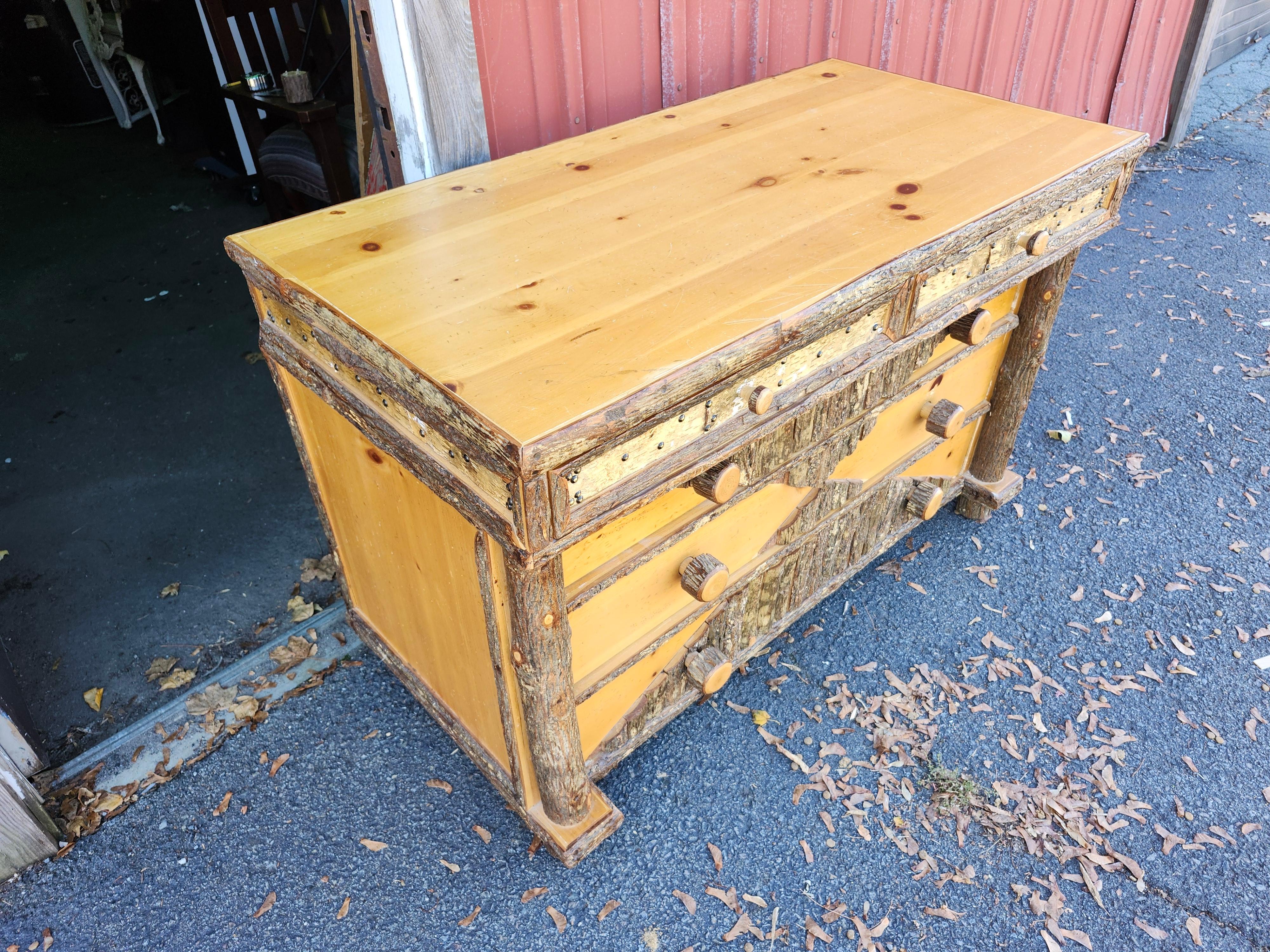 Old Hickory Adirondack Cassettone a quattro cassetti in betulla e pino C1970 in vendita 3