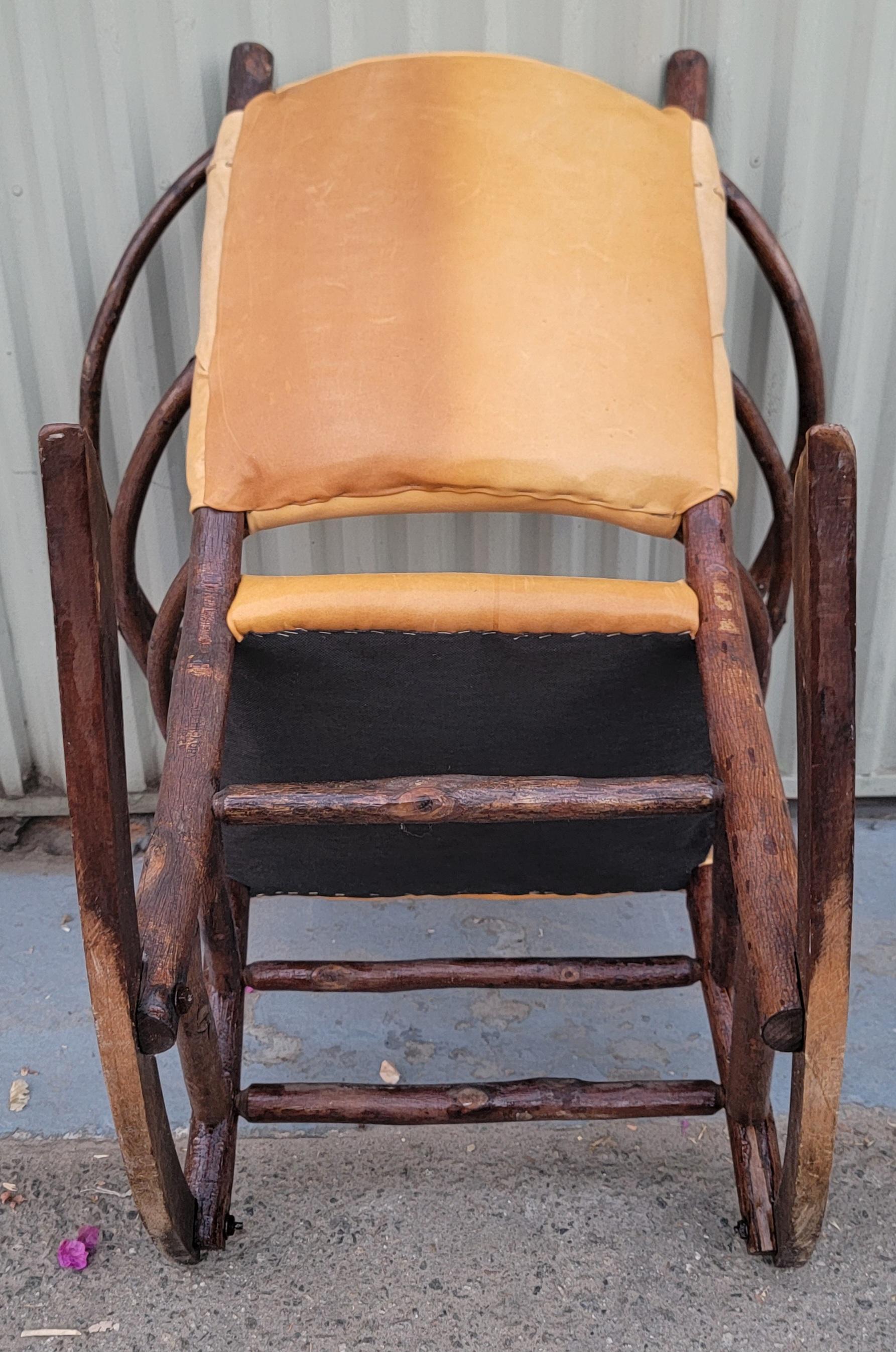 Début du 20ème siècle Old Hickory Barrel Back  Chaise à bascule en vente