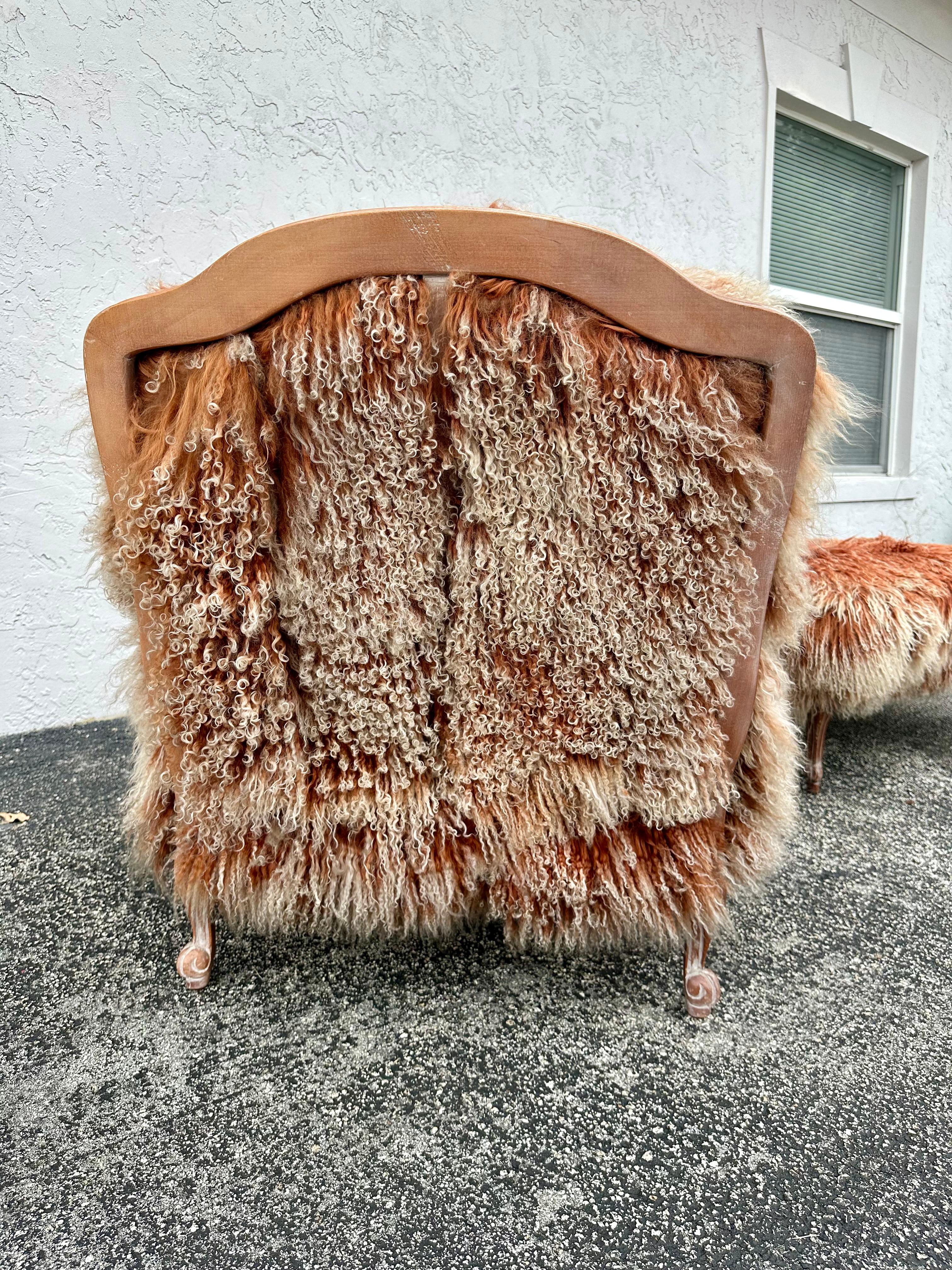 Rustikaler Bergere-Stuhl und Ottomane aus Alpakapelz und Leder aus altem Hickory, 2er-Set, 1990er Jahre im Angebot 6