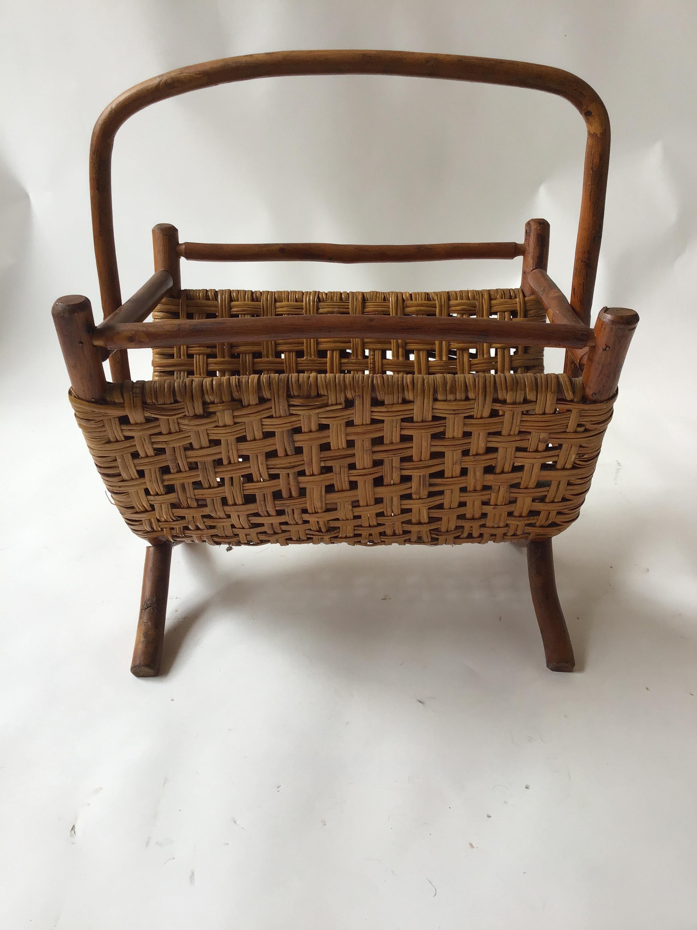 Old Hickory Magazine Rack In Good Condition In Tarrytown, NY