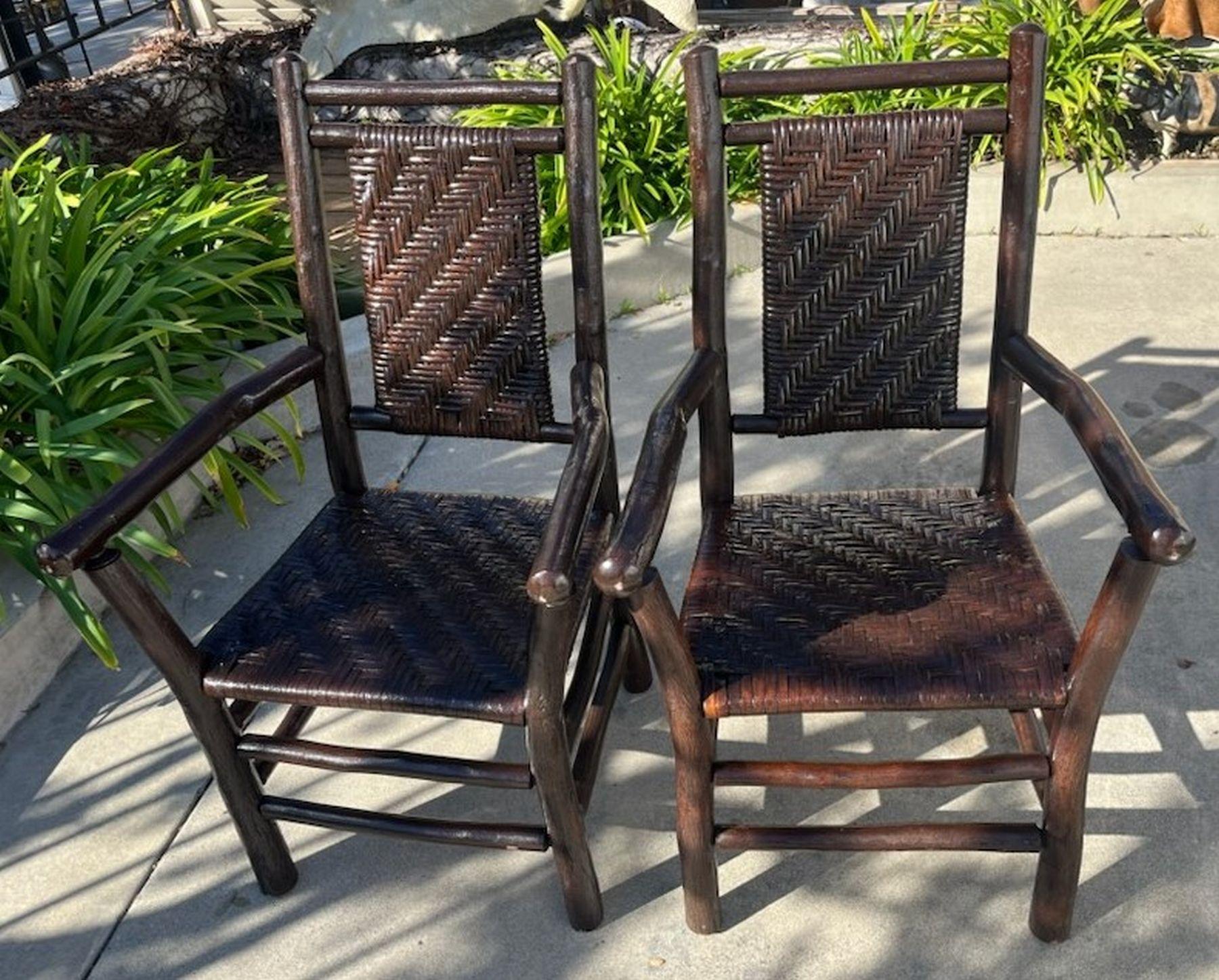 Altes Hickoryholz Paar Arm  Stühle  (Mitte des 20. Jahrhunderts) im Angebot