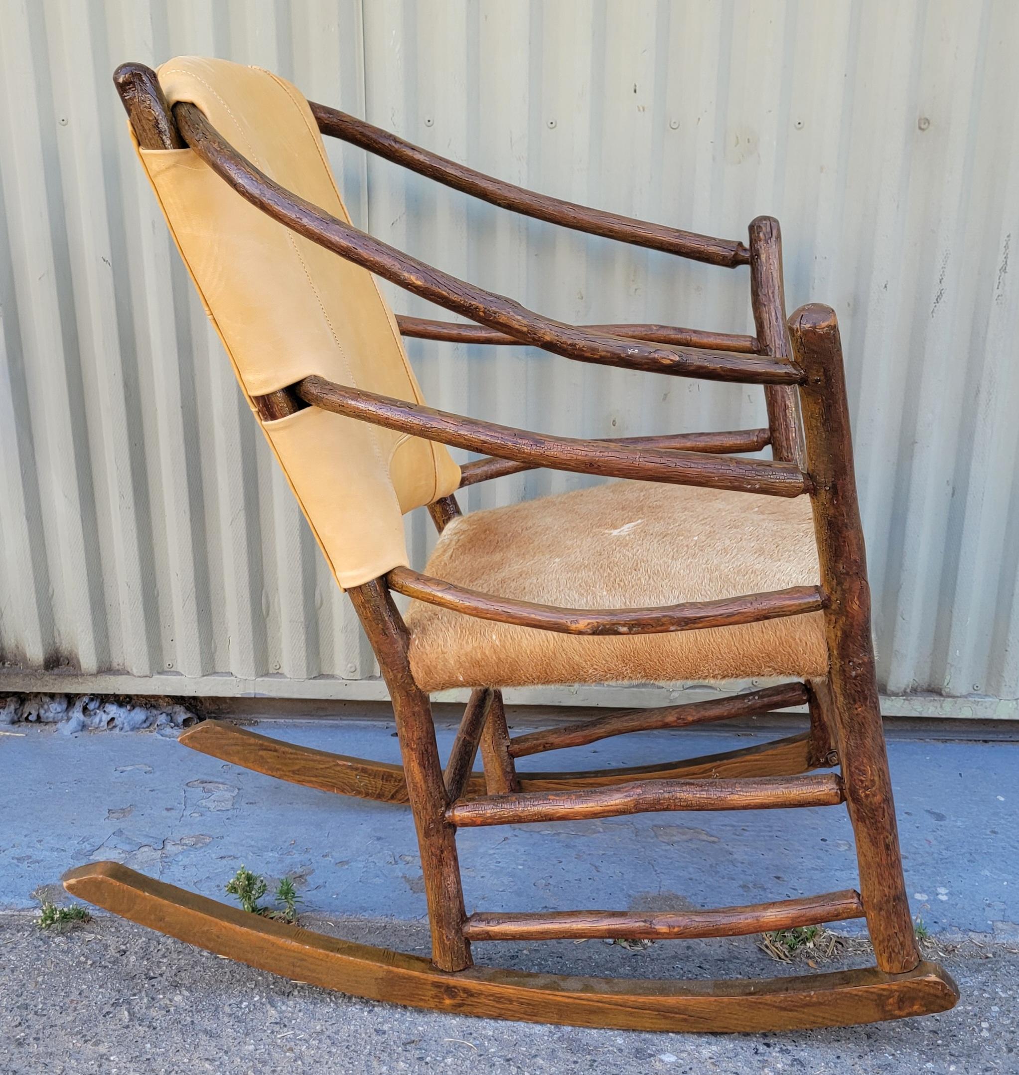 Old Hickory Rocker With Leather Back & Seat im Angebot 1