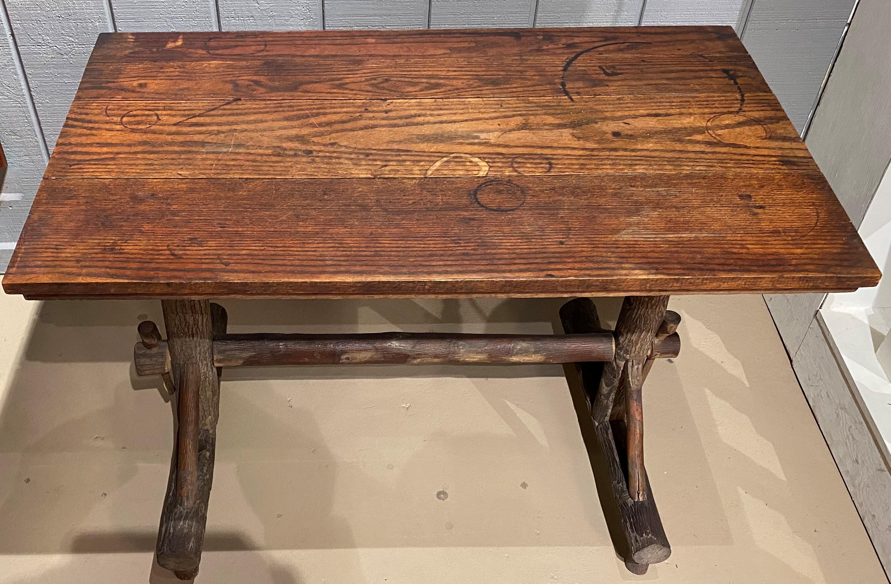 American Old Hickory Rustic Davenport Form Table with Two Matching Chairs, circa 1940s