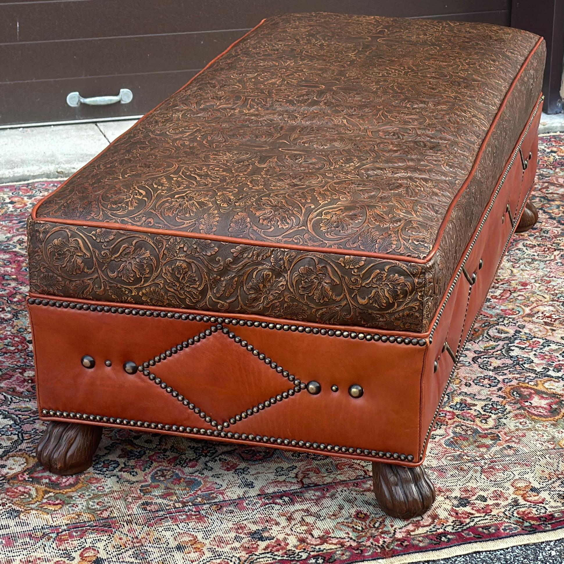 Old Hickory Tannery Cocktail-Ottoman aus Leder aus der Lucchese Home Collection im Angebot 2