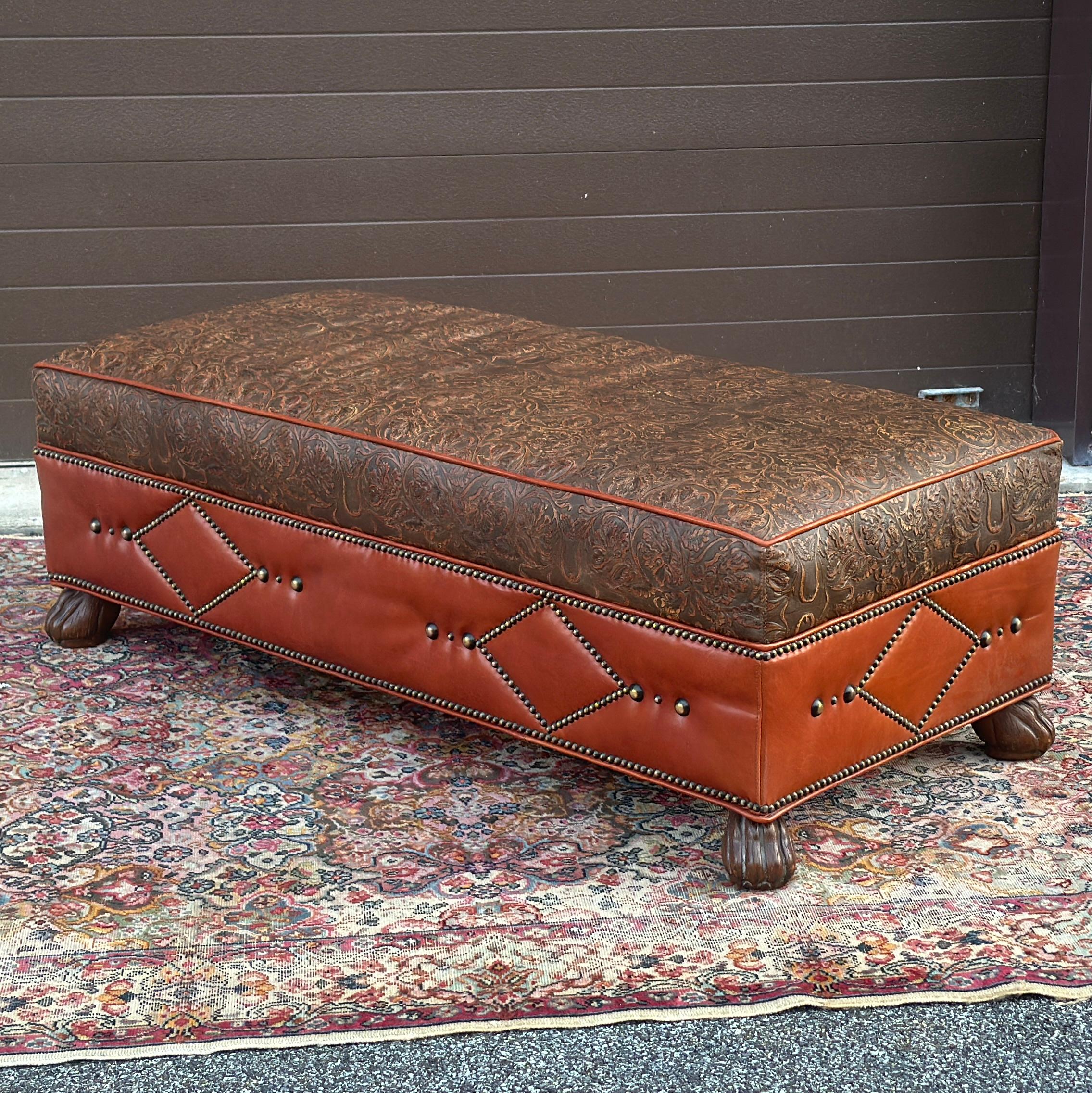 Old Hickory Tannery Cocktail-Ottoman aus Leder aus der Lucchese Home Collection im Angebot 1