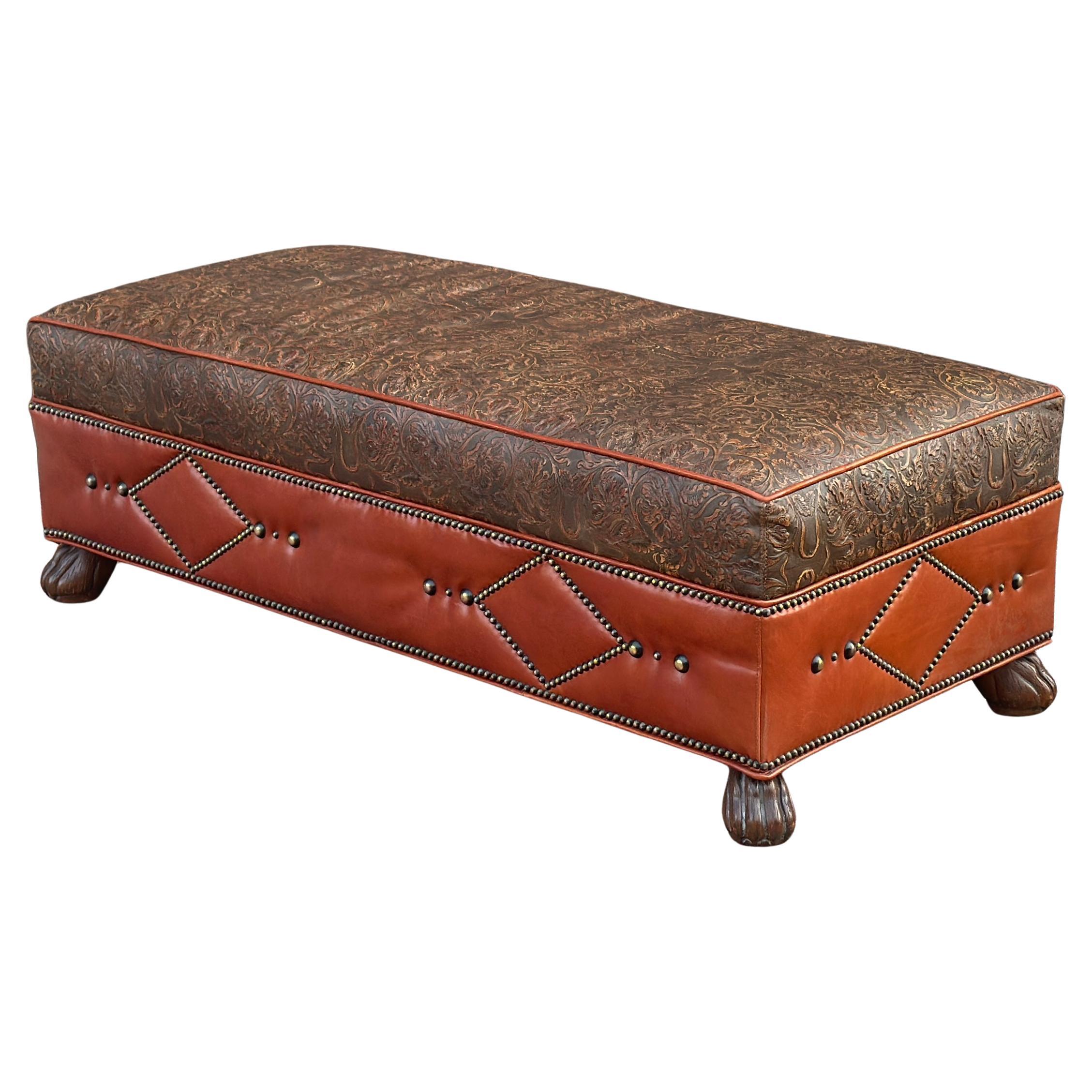 Otomana de cóctel de piel Old Hickory Tannery de Lucchese Home Collection