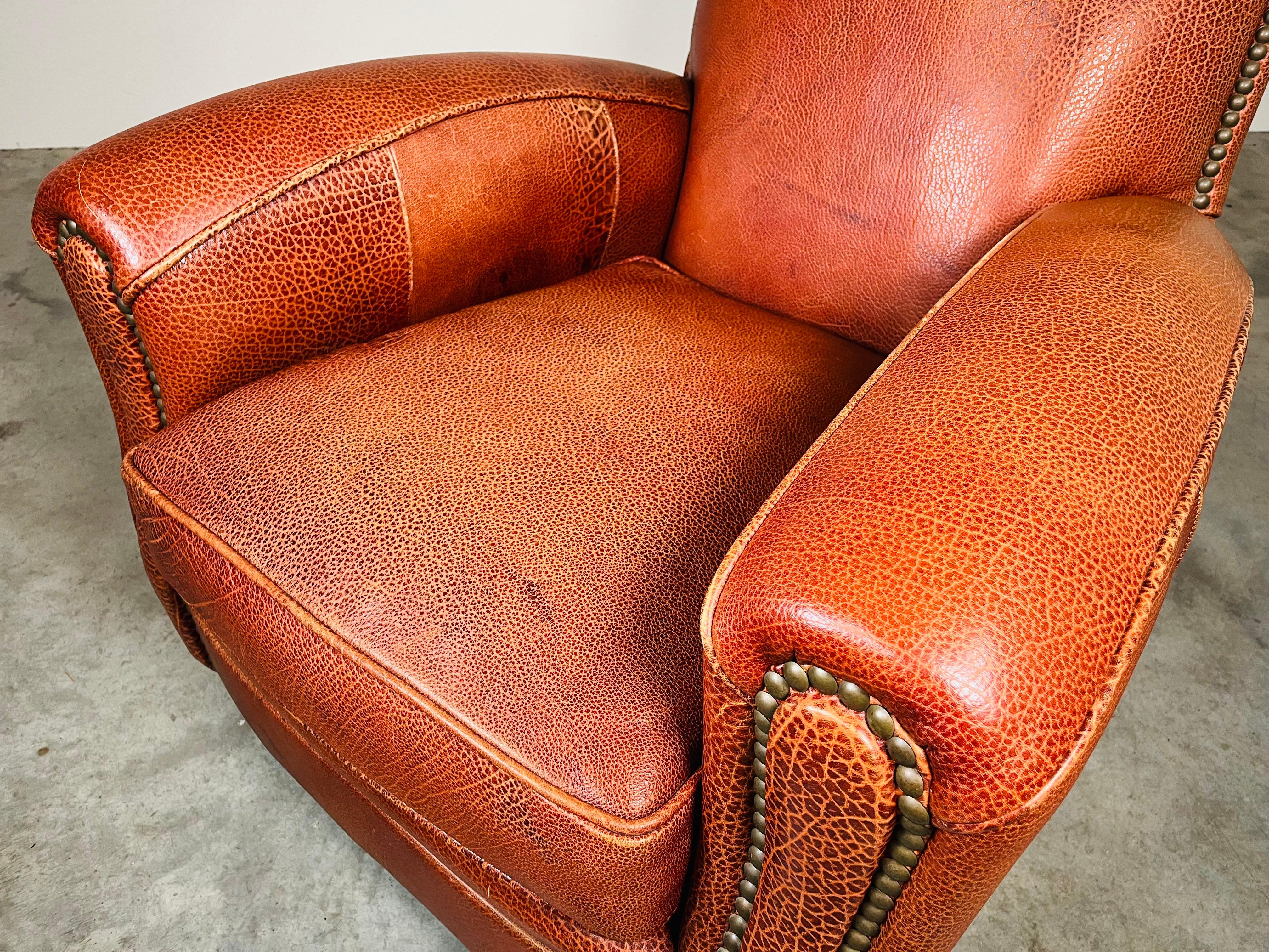 Old Hickory Tannery Traditional “Spirit Brown” Leather Club Arm-Chair For Sale 3