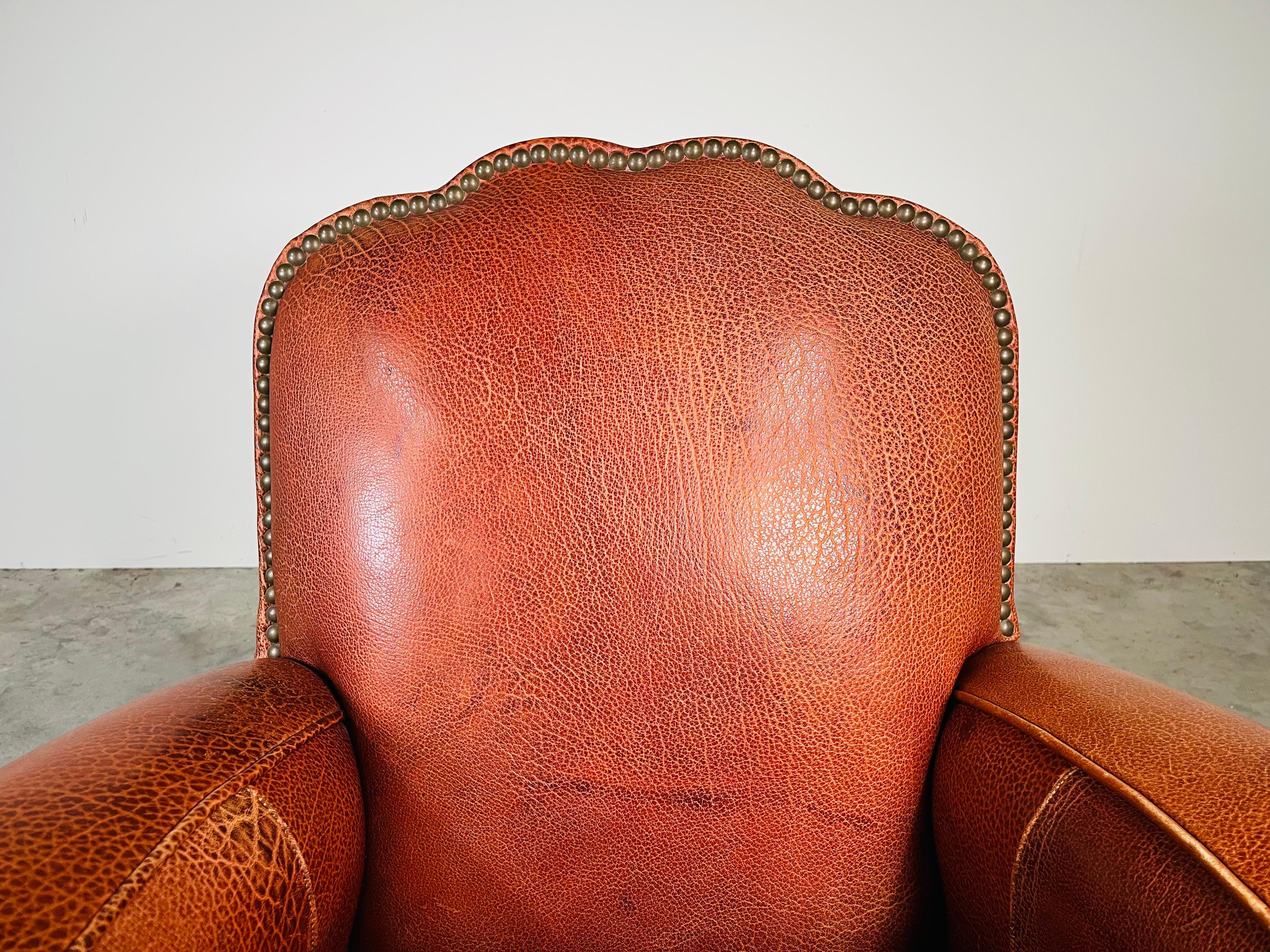 Old Hickory Tannery Traditional “Spirit Brown” Leather Club Arm-Chair For Sale 5