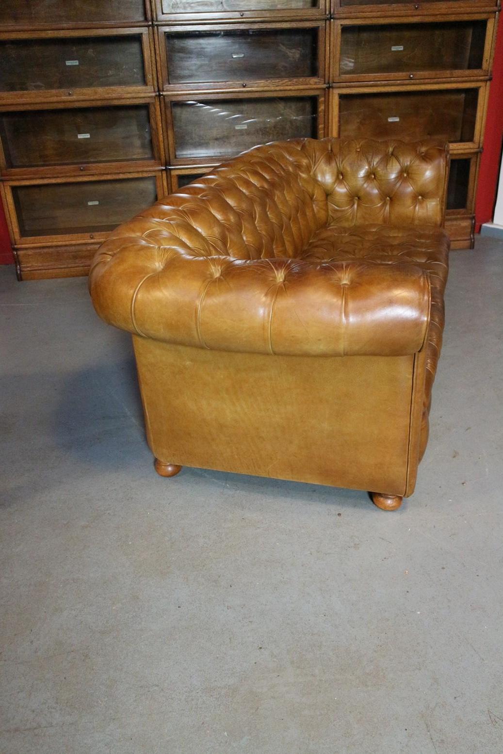 Old  Chesterfield Sofa in Good Condition 5