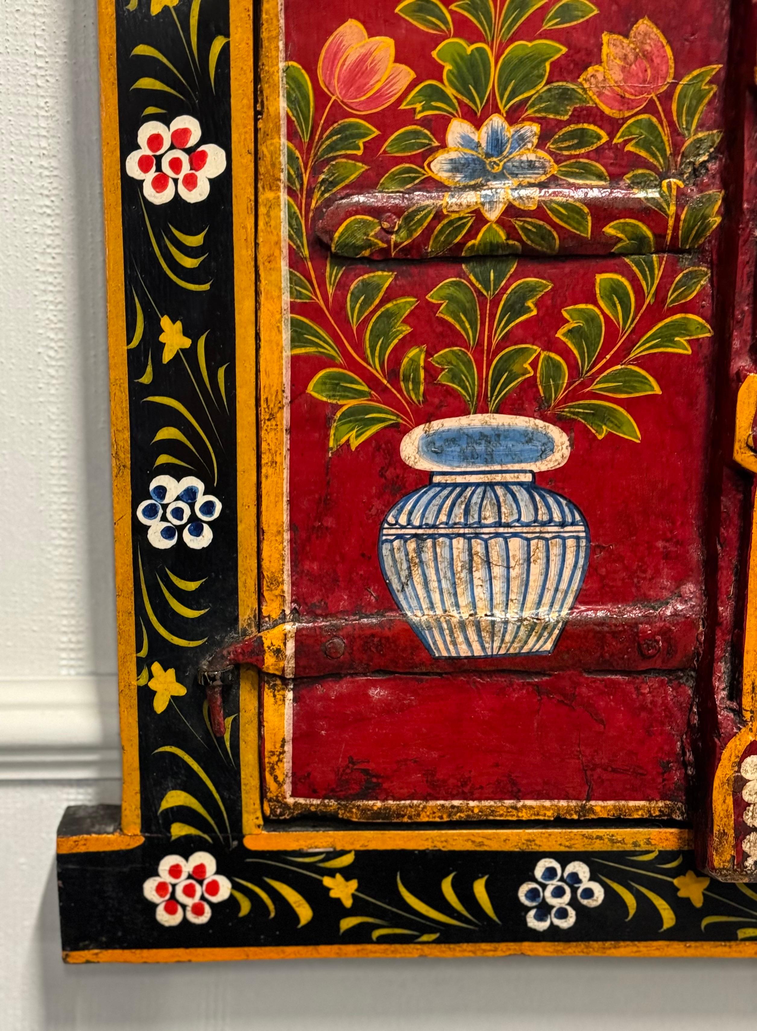 OLD INDiAN PAINTED WOOD WINDOW FRAME FLOWER AND VASE  In Good Condition For Sale In Pulborough, GB