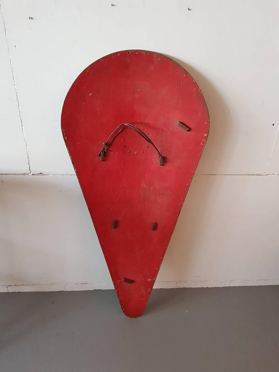Old Iron Kite model Medieval Shield from circa 1900 In Excellent Condition In Raalte, NL