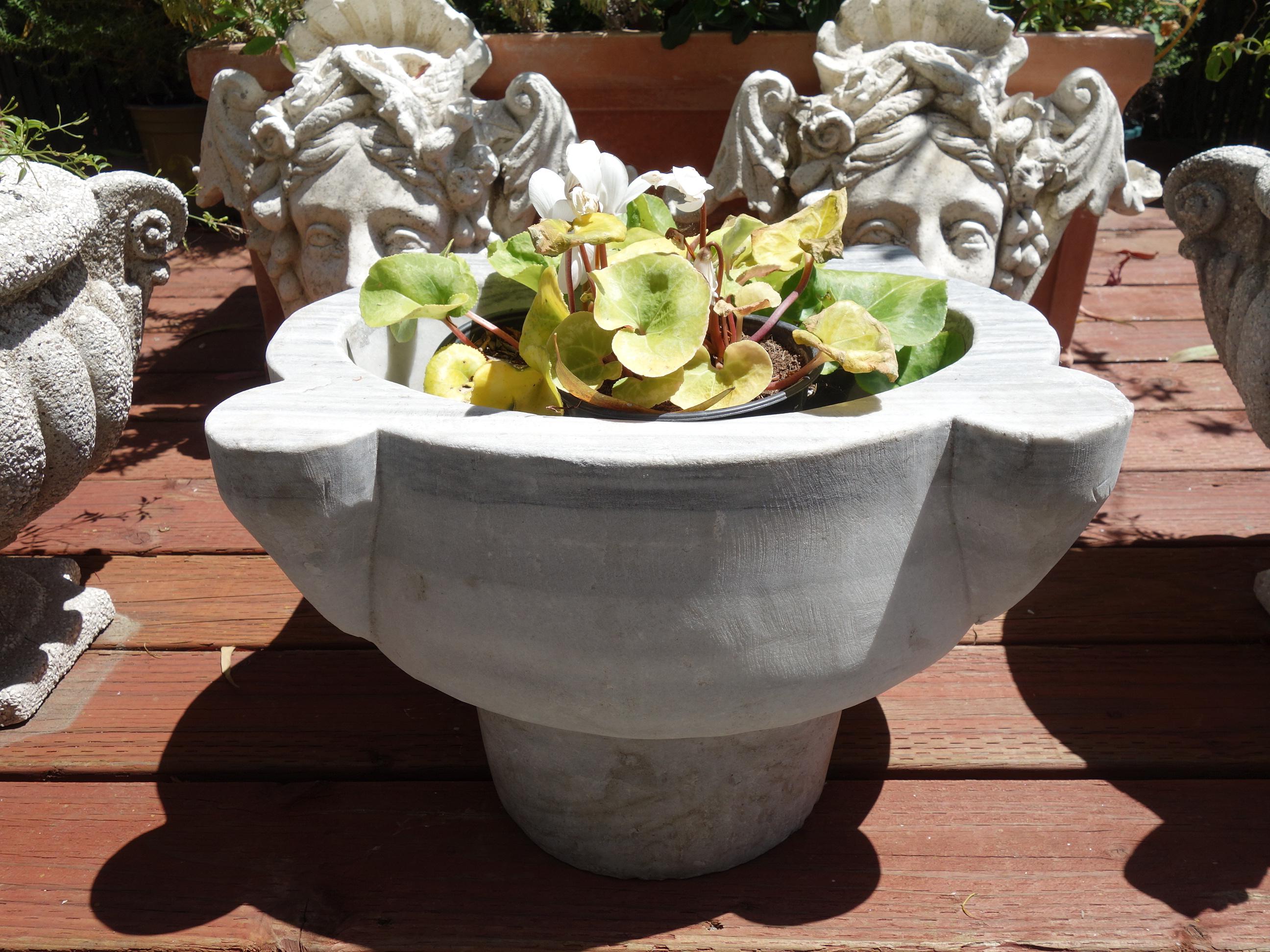 Hand-Carved Old Italian Hand Sculpted Smooth White Carrara Marble Sink Basin, circa 1850