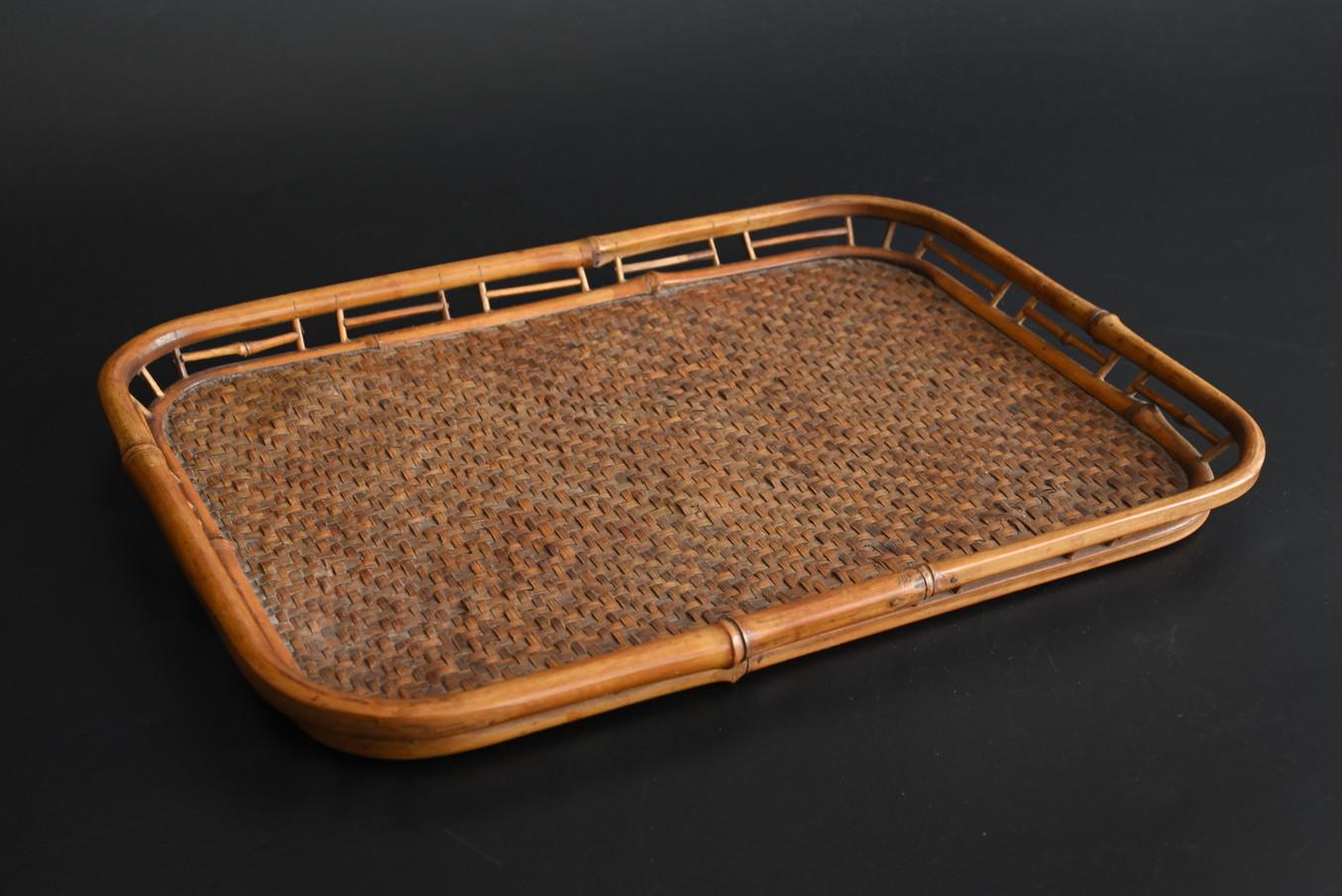 Bandeja antigua tejida en bambú japonés/Siglo XX/Bandeja tejida a mano/MINGEI Tejido a mano en venta