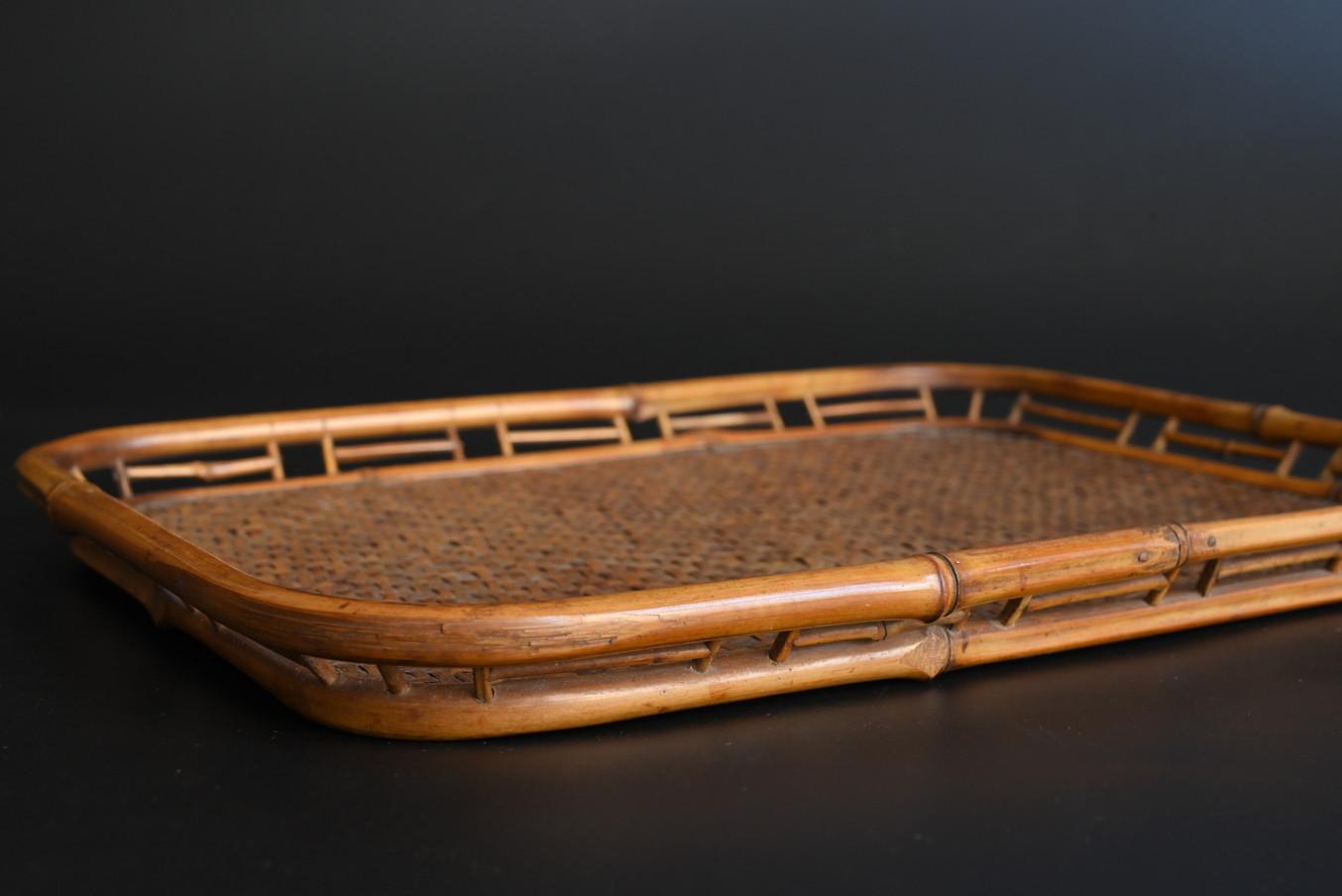 Bandeja antigua tejida en bambú japonés/Siglo XX/Bandeja tejida a mano/MINGEI siglo XX en venta
