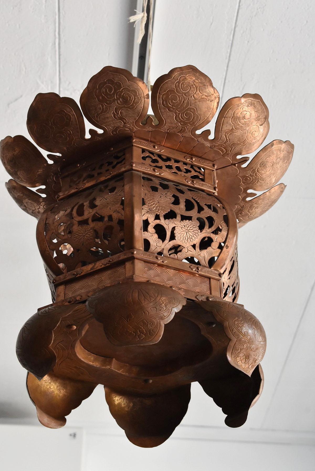 Old Japanese Copper Hanging Lantern / Showa Period / Gorgeous Temple Lighting 1
