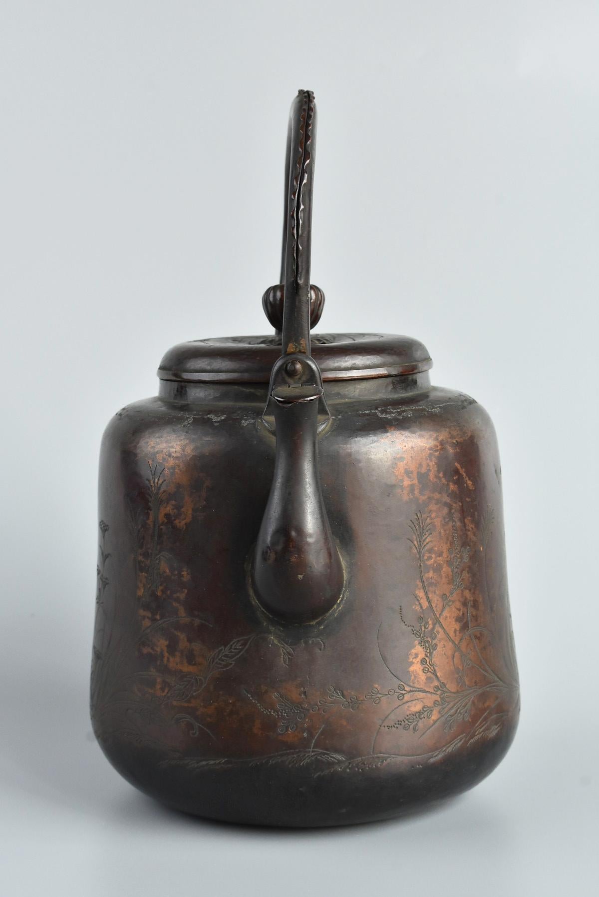Repoussé Old Japanese Embossed Copper Kettle / Flower Engraving/19th-20th Century