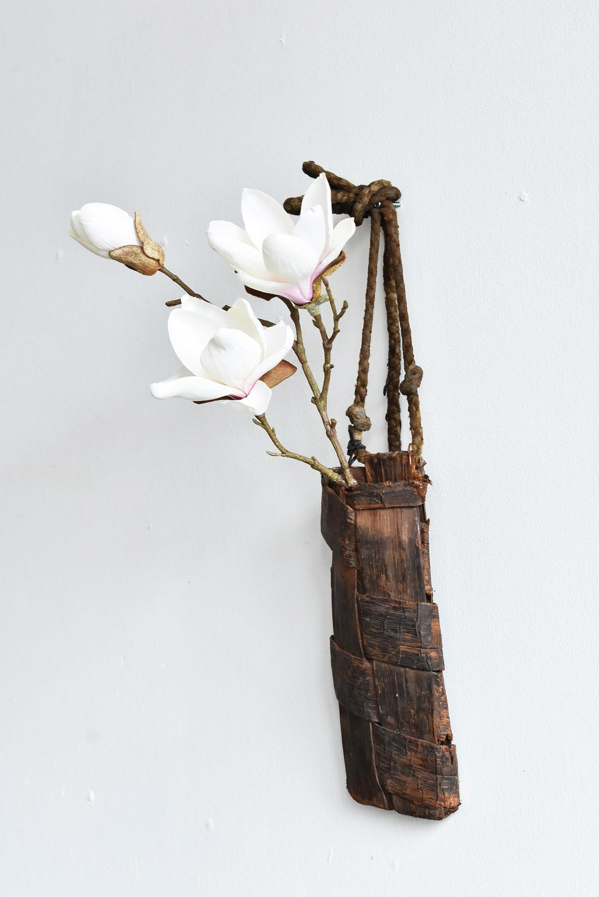 Taisho Old Japanese Folk Art / Farmer's Tools Made of Bark / Vase / Flower Basket