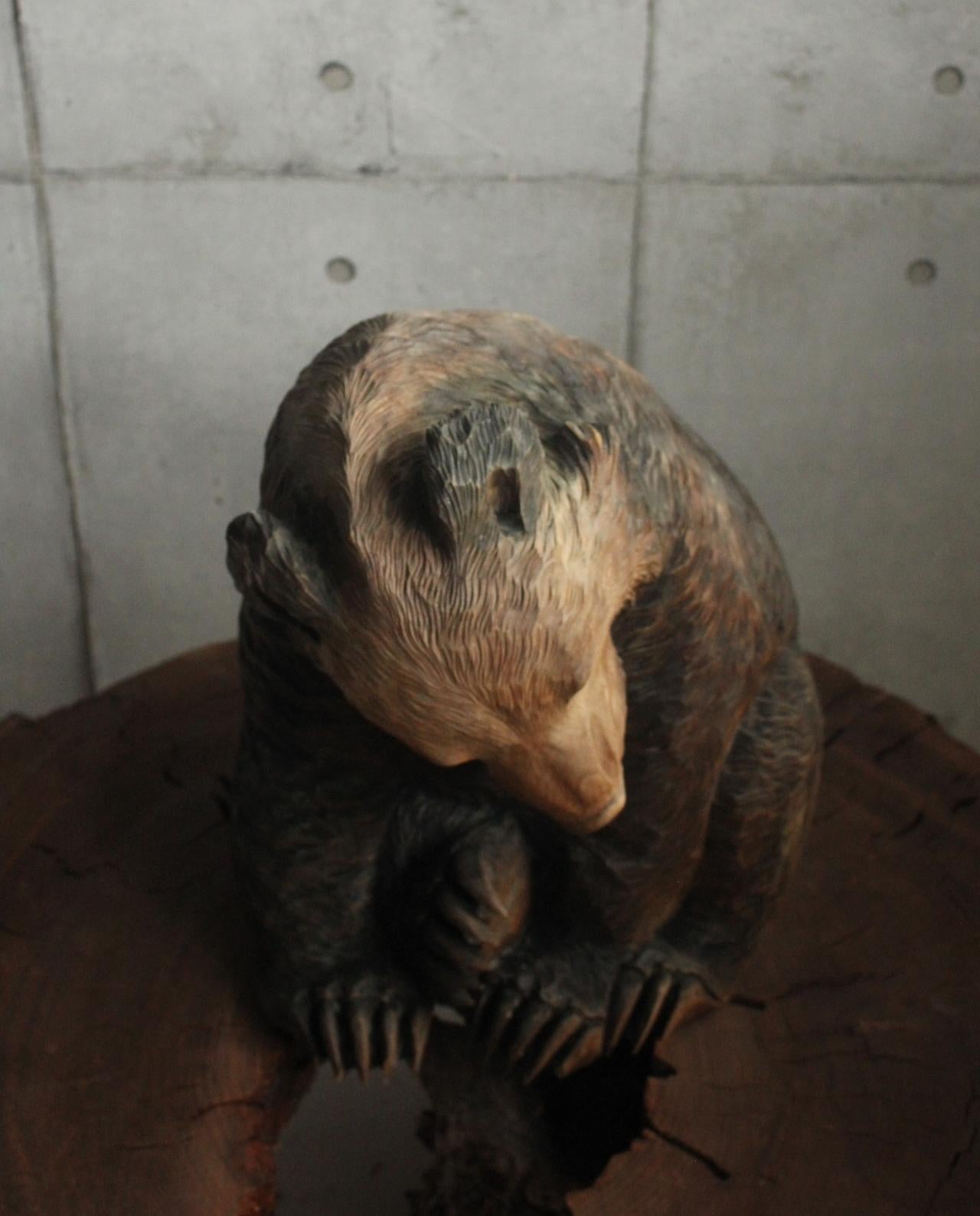 Old Japanese Hokkaido Folk Crafts Large Wood Carving Sitting Bear For Sale 1