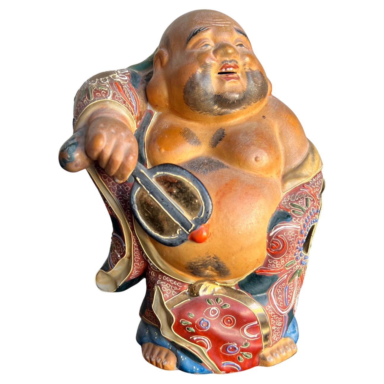 Porcelana japonesa antigua Kutani Hotei Buda sonriente de colores Japonés en venta