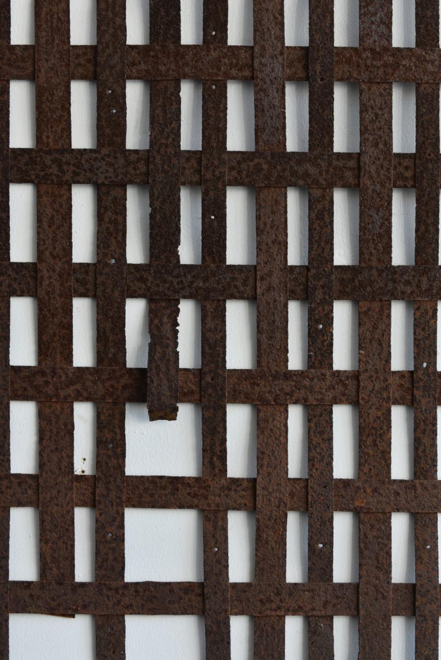 Old Japanese Lattice-Shaped Object Made of Iron Plate / 1868-1940 / Abstract Art 7