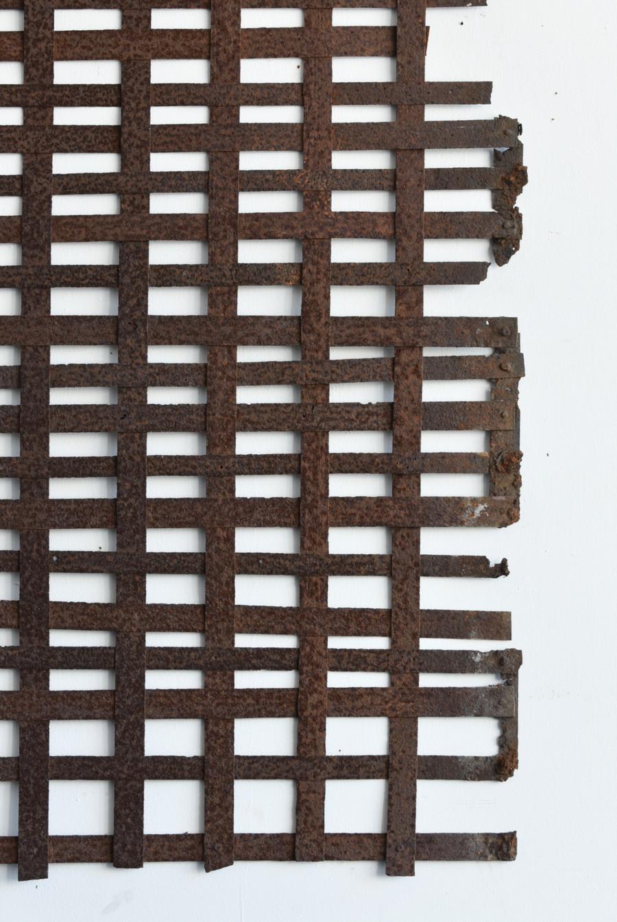 Old Japanese Lattice-Shaped Object Made of Iron Plate / 1868-1940 / Abstract Art In Good Condition In Sammu-shi, Chiba