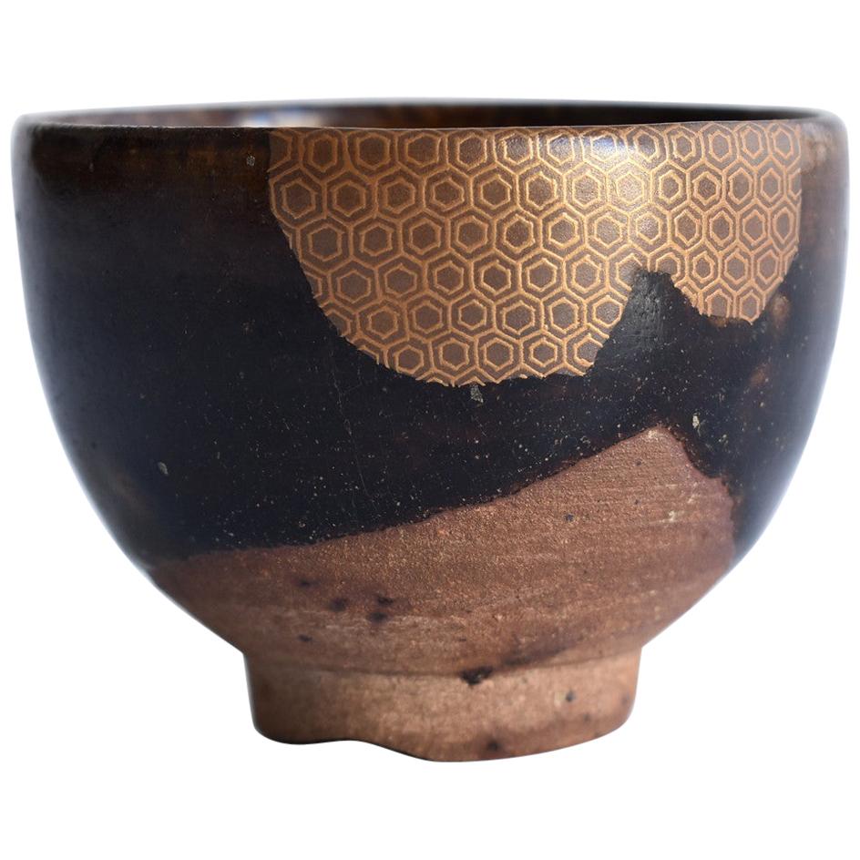 Old Japanese Pottery "Black Karatsu" Kintsugi 17th Century (Edo) / Shot Glass