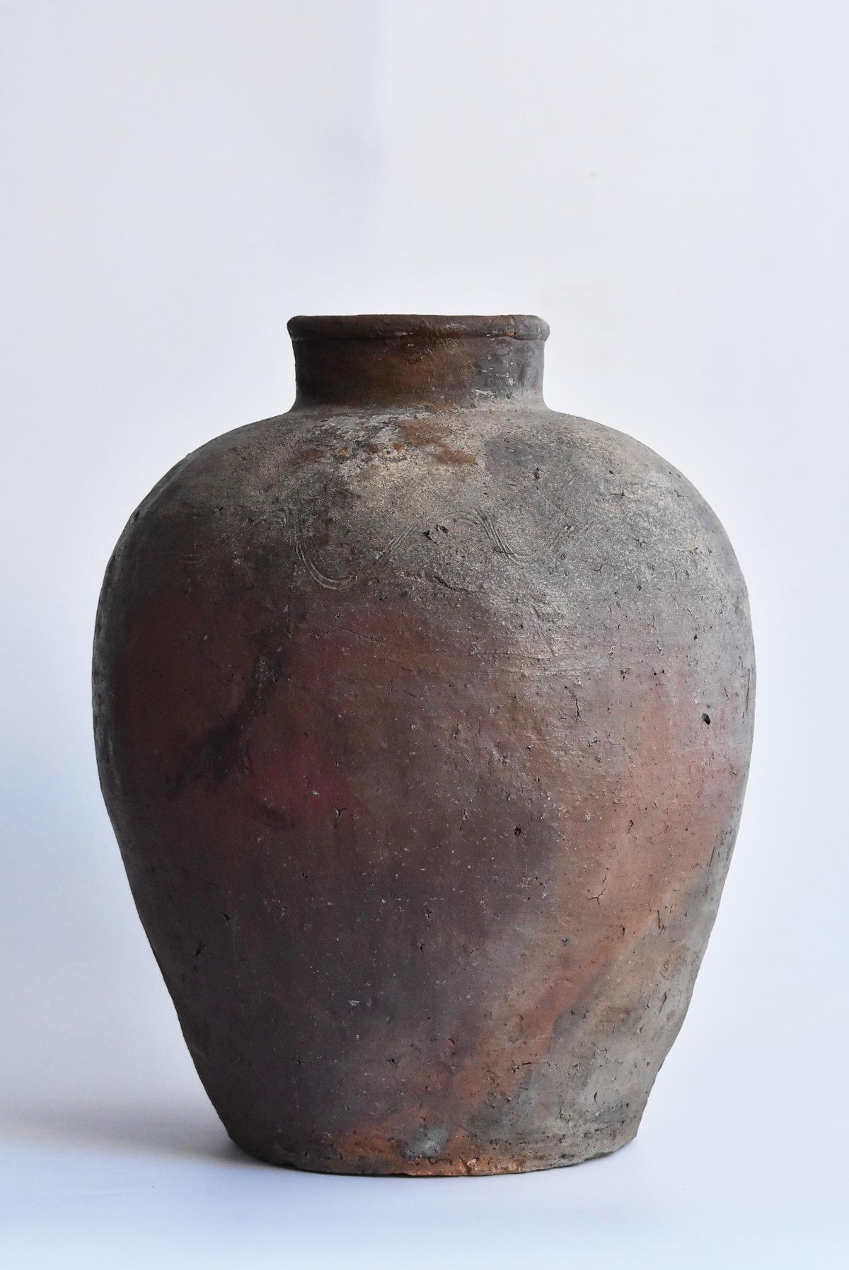 Folk Art Old Japanese Vase 1400-1500 Mid-Muromachi Period Bizen Jar / Tsubo