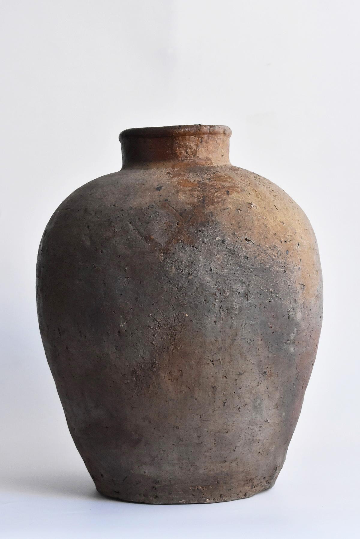 18th Century and Earlier Old Japanese Vase 1400-1500 Mid-Muromachi Period Bizen Jar / Tsubo