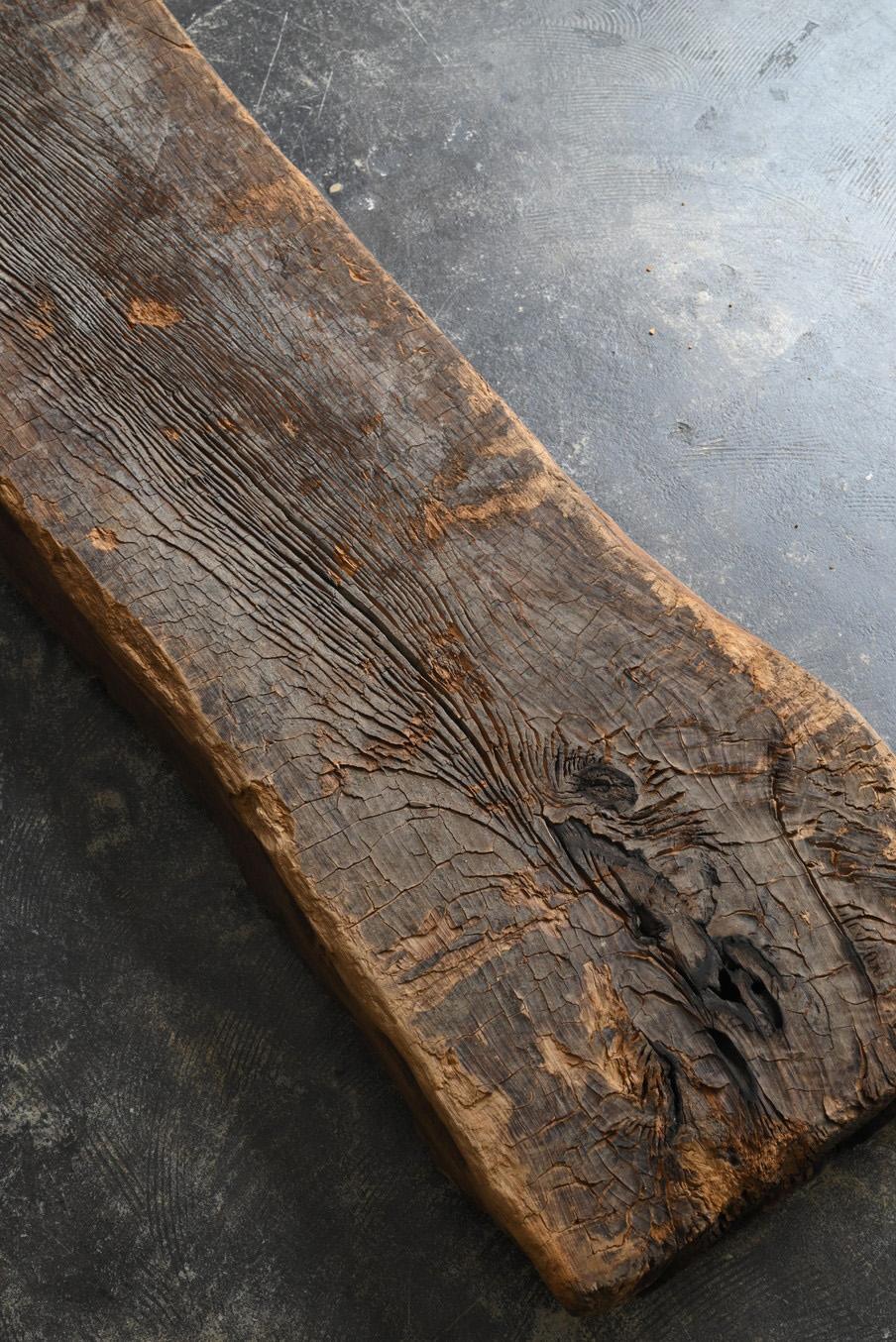 Old Japanese Wabi-Sabi Wooden Low Table / 1900-1920 / Tasteful Table 12