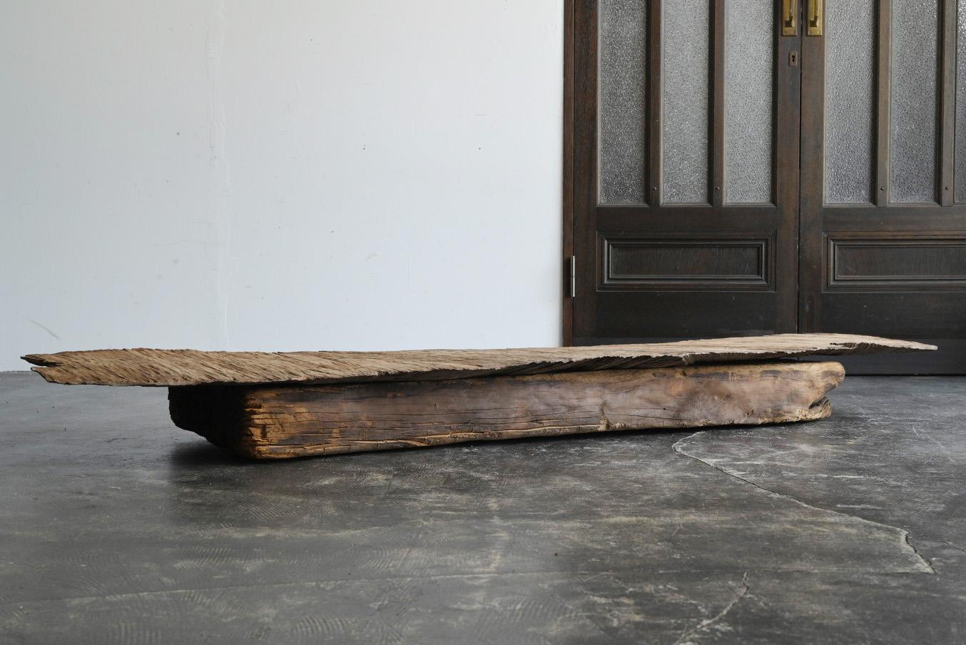 20th Century Old Japanese Wabi-Sabi Wooden Low Table / 1900-1920 / Tasteful Table