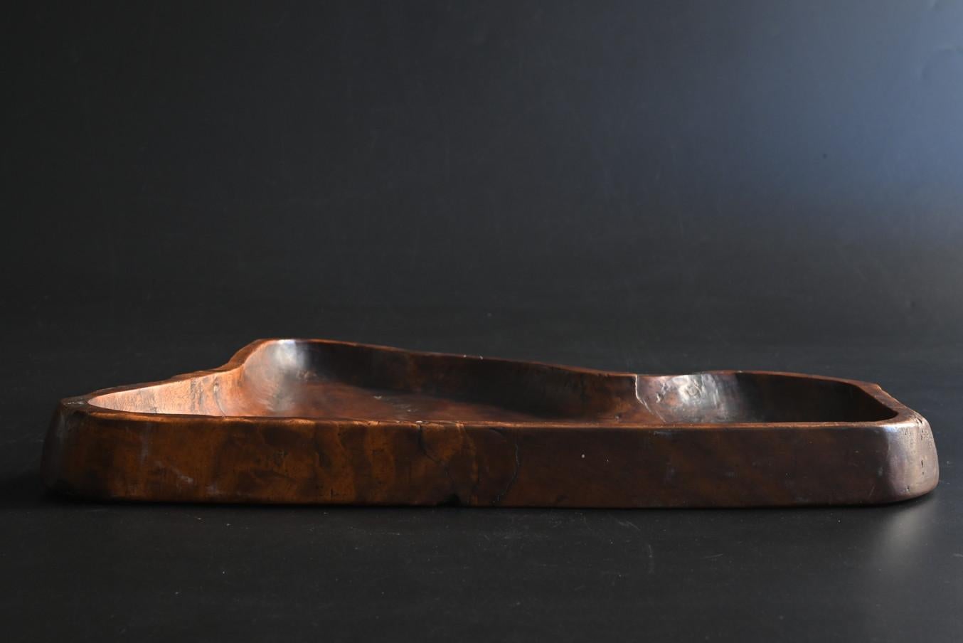 Altes japanisches Wabi-sabi-Holztablett / 20. Jahrhundert/Tischgeschirr[obon] im Angebot 1