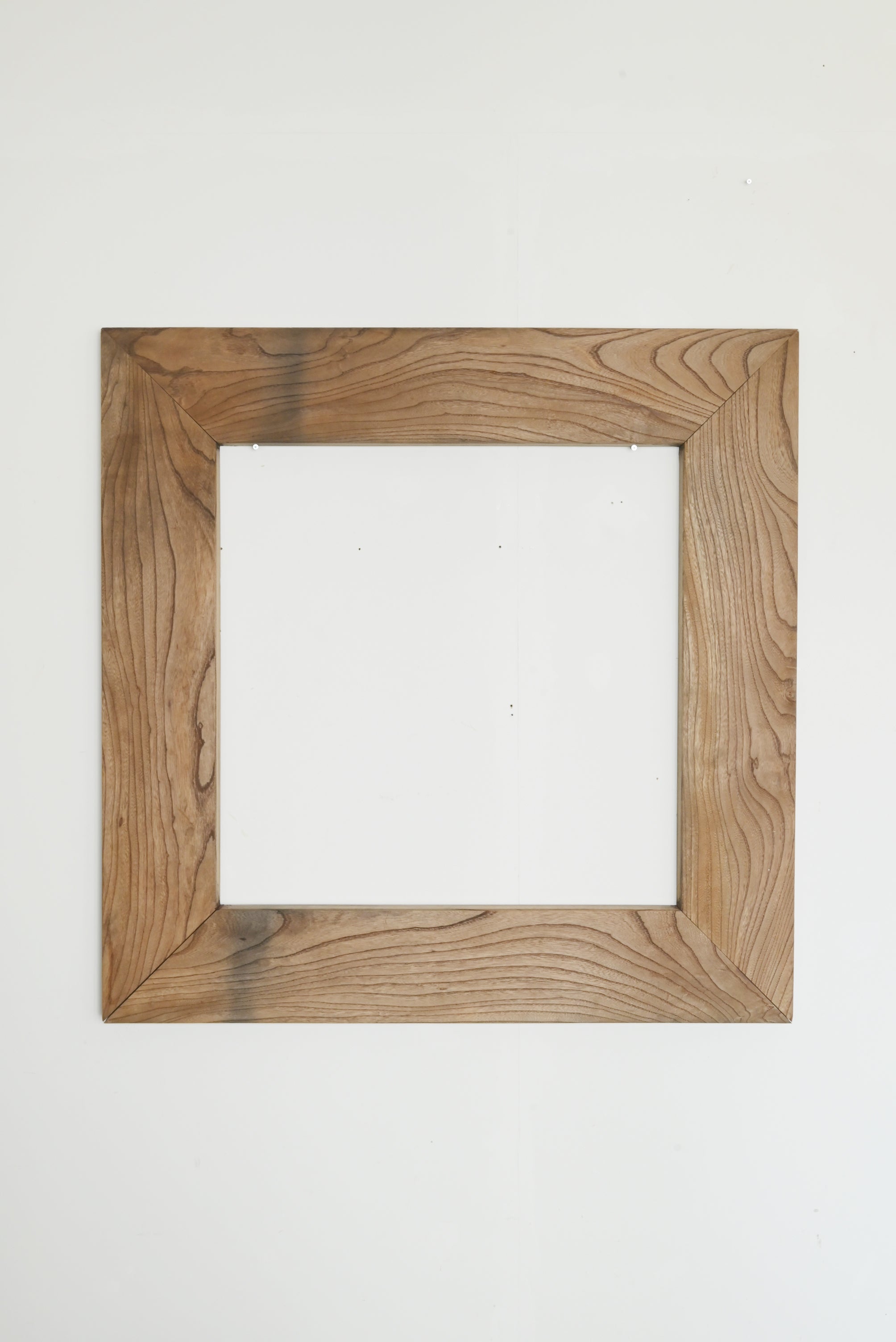 Old Japanese wall-mounted wooden frame / 20th century / large picture frame In Good Condition For Sale In Sammu-shi, Chiba